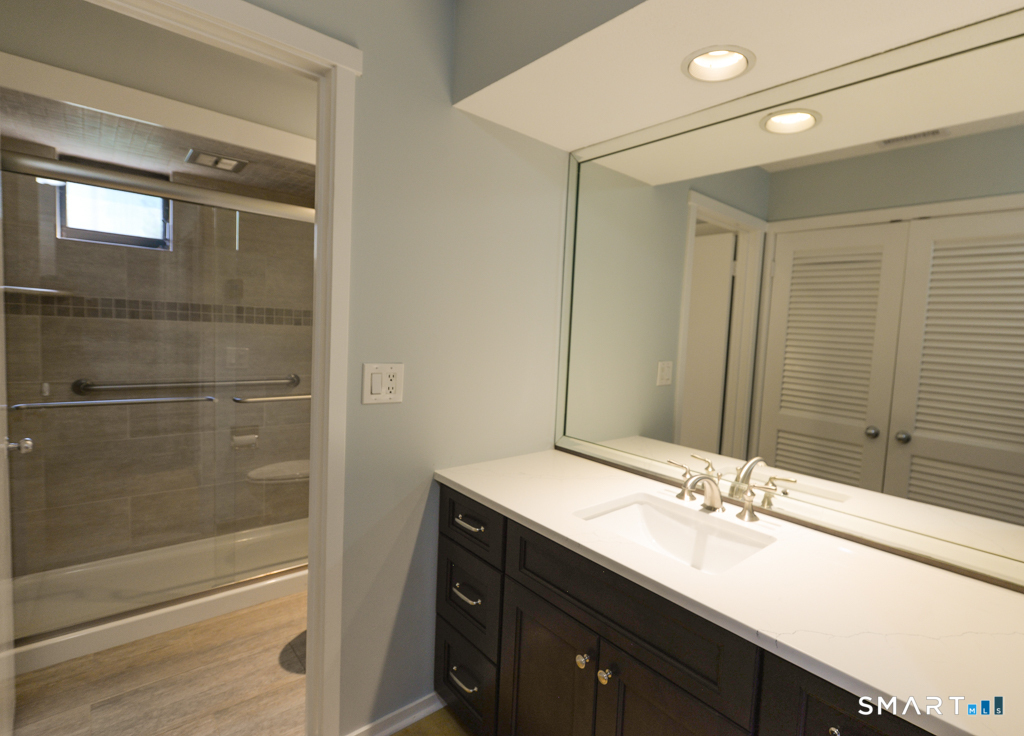 65 Heritage Village  Unit #B photo 13