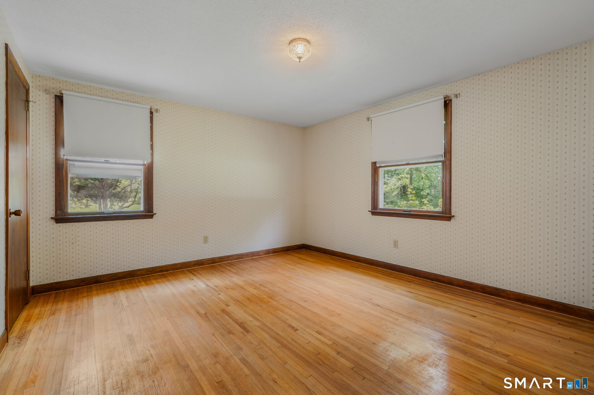 61 Salem Road photo 28