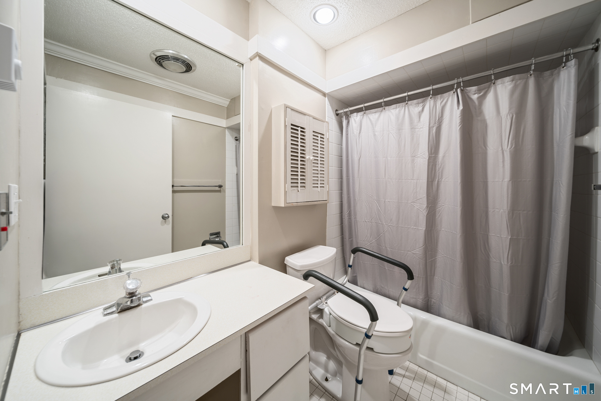 261B Heritage Village photo 18