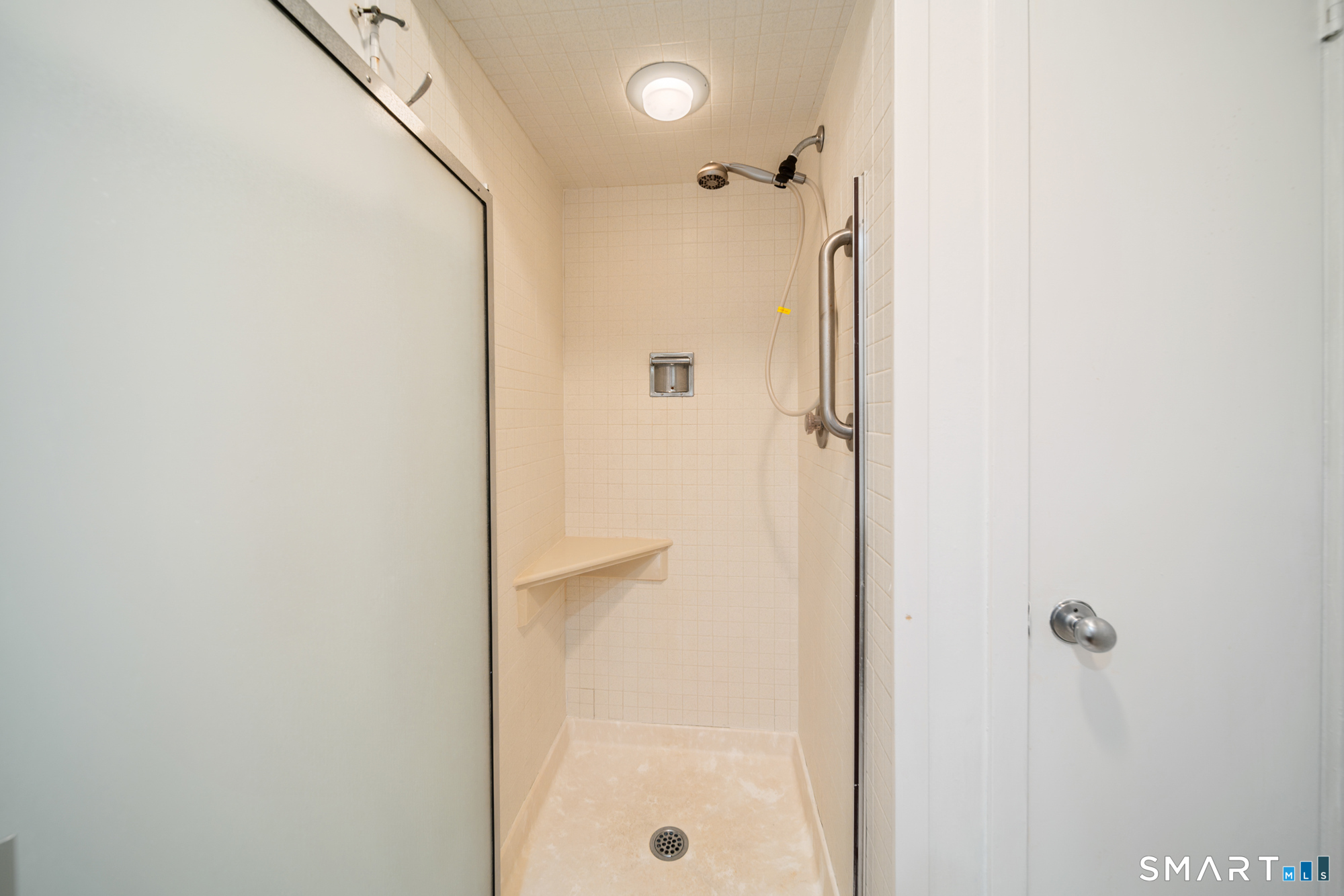 261B Heritage Village photo 22