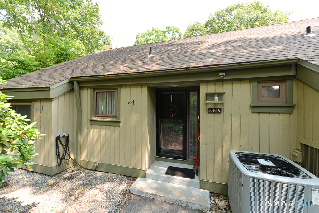 1016 Heritage Village  Unit #A