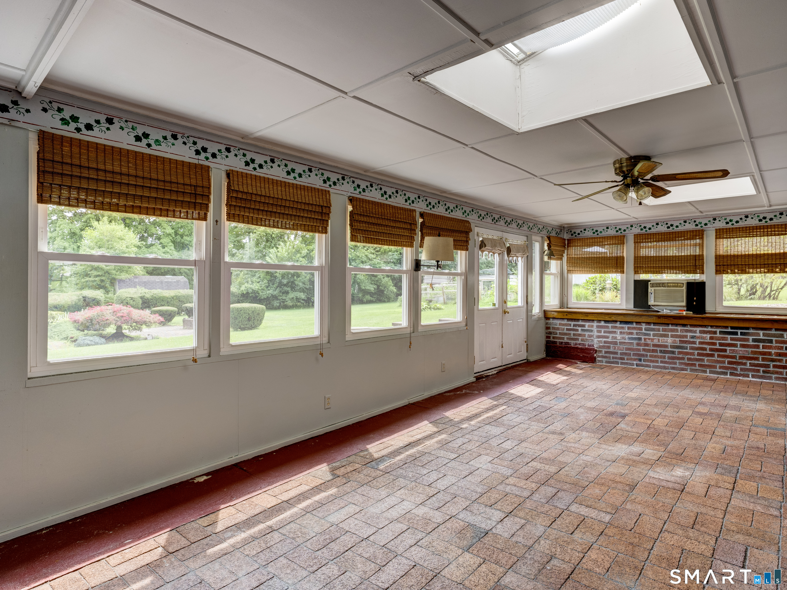 238 Skinner Road photo 7