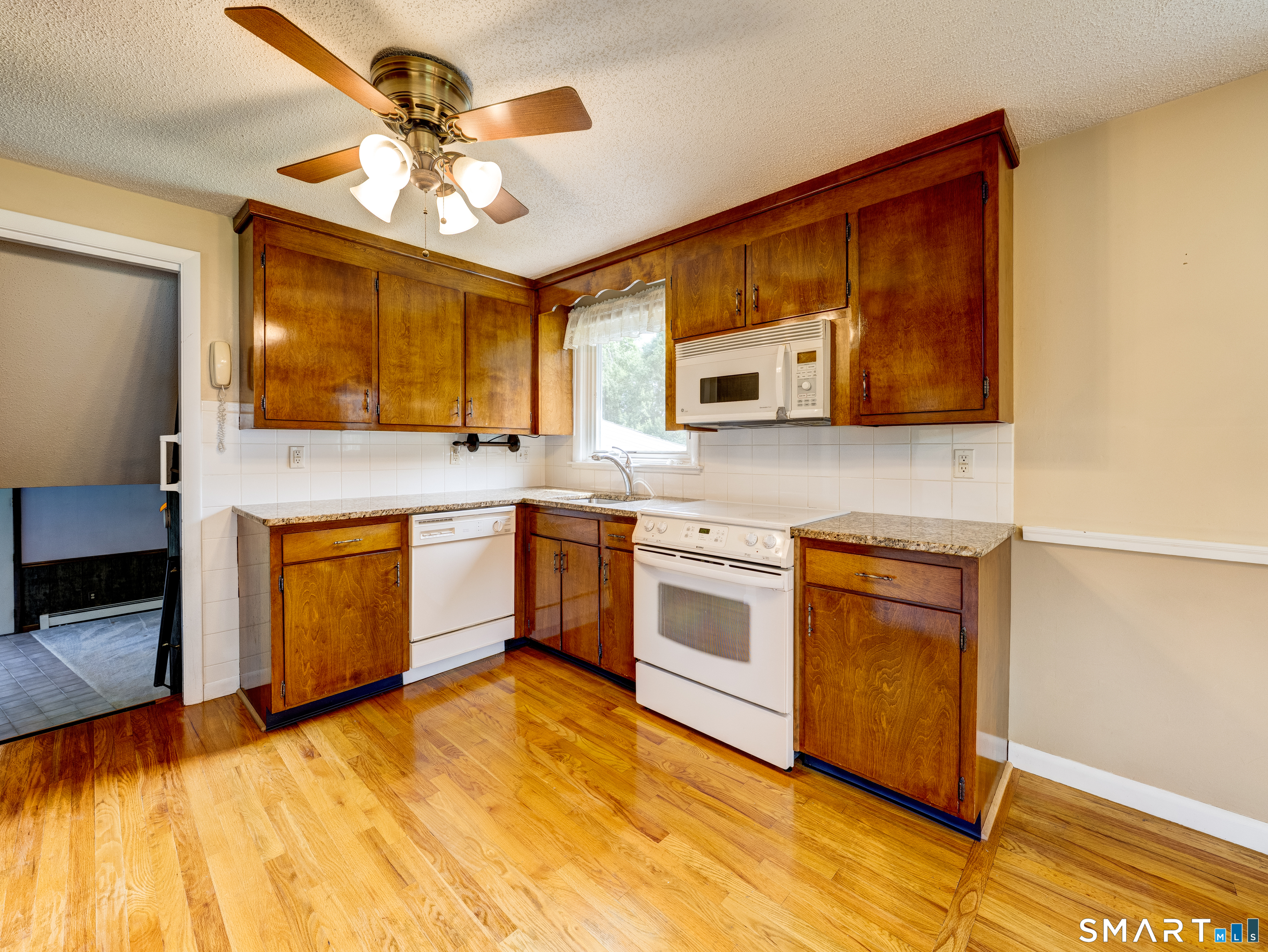 238 Skinner Road photo 15