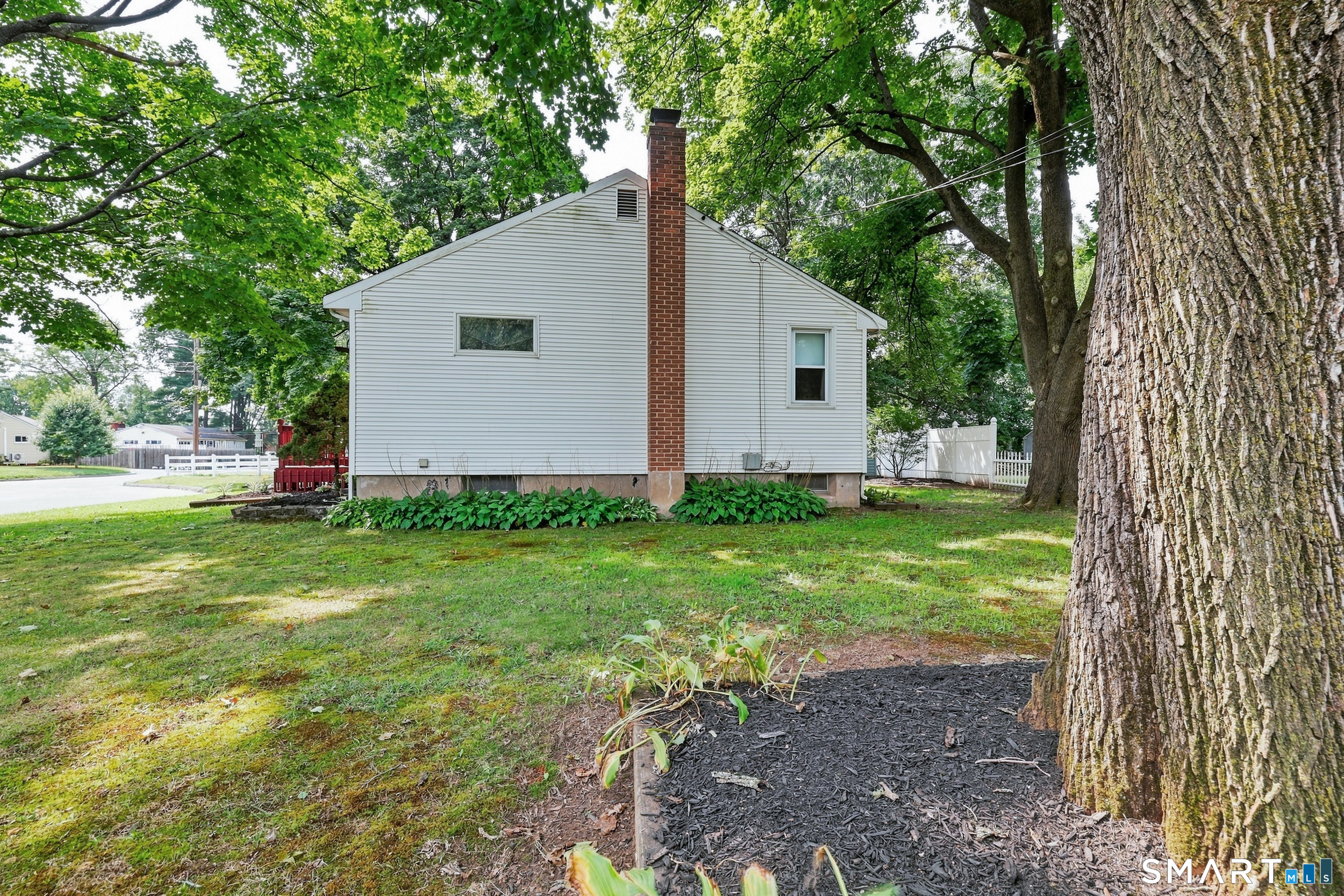 15 Raymond Street photo 19