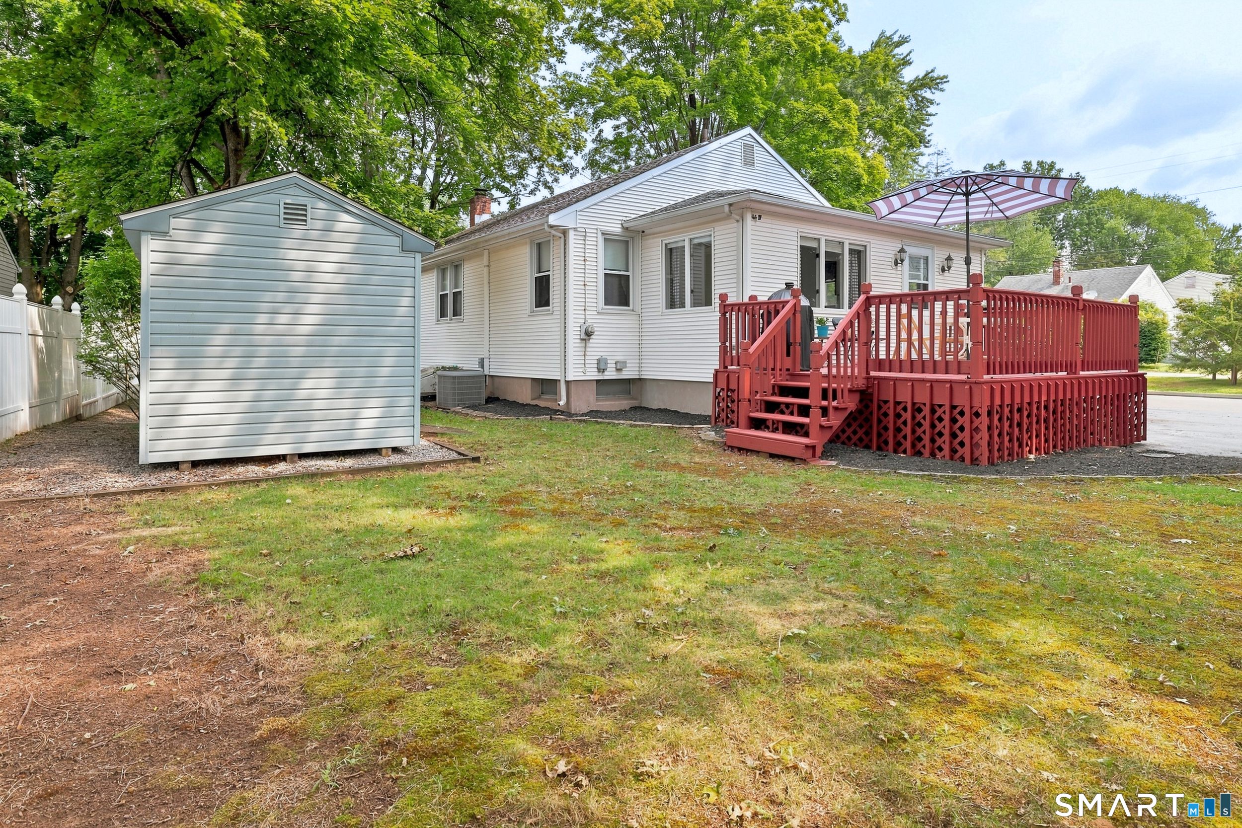 15 Raymond Street photo 21