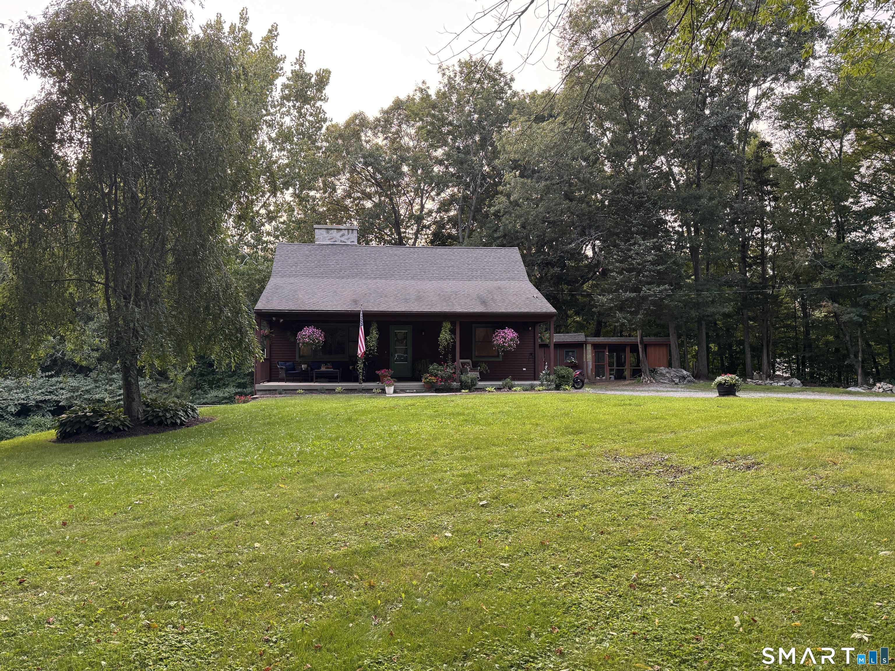 419 Lathrop Road photo 37