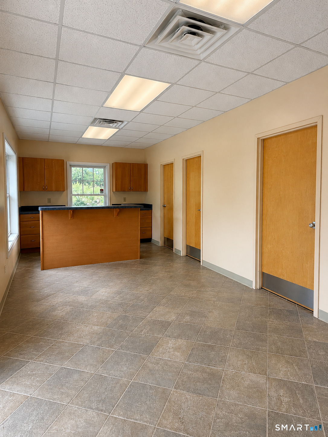 1450 Southford Road  Unit #1 photo 3