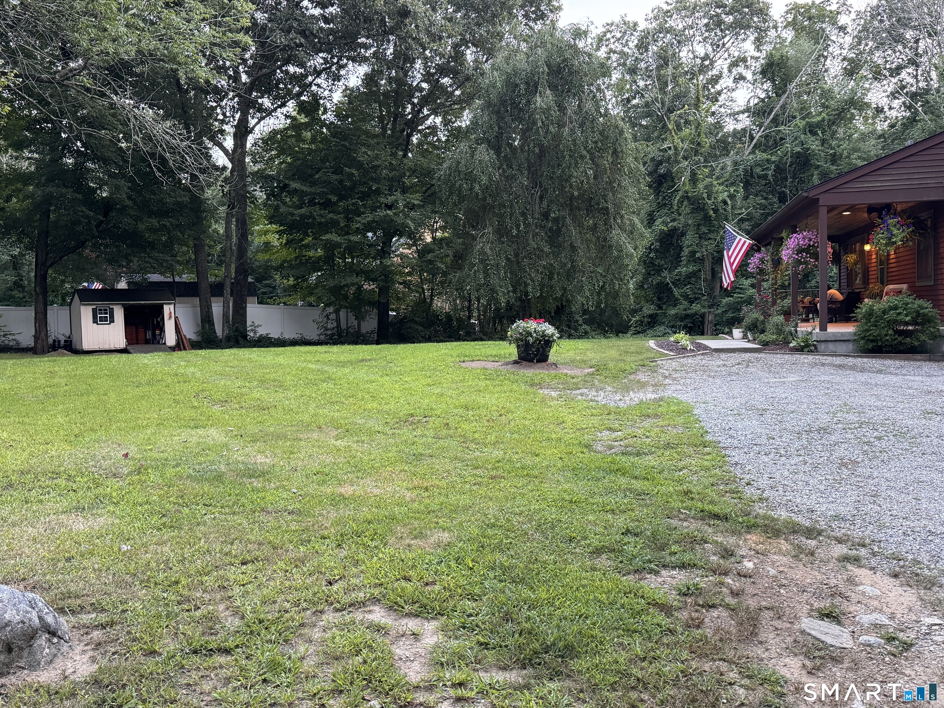 419 Lathrop Road photo 36