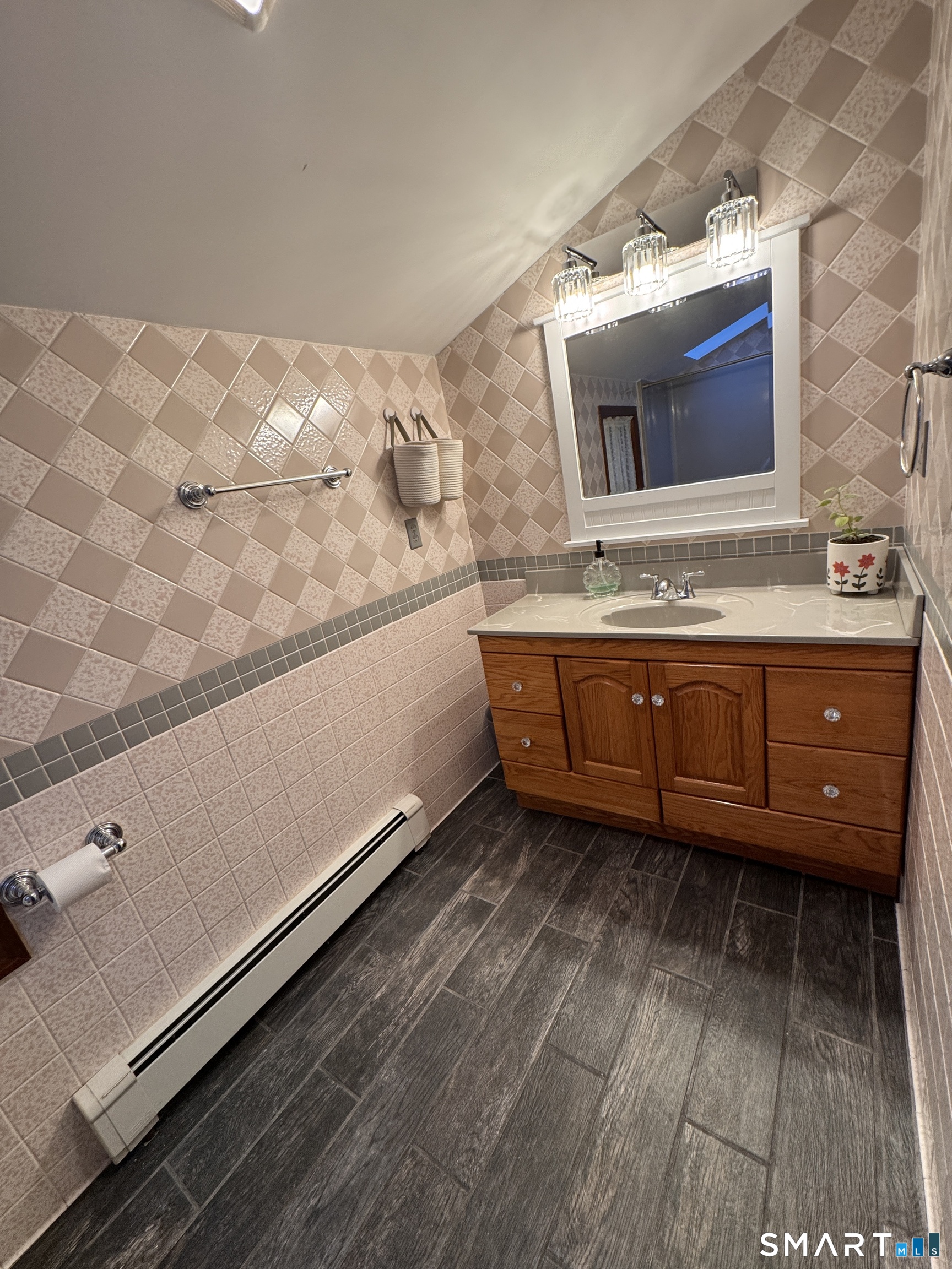 419 Lathrop Road photo 26