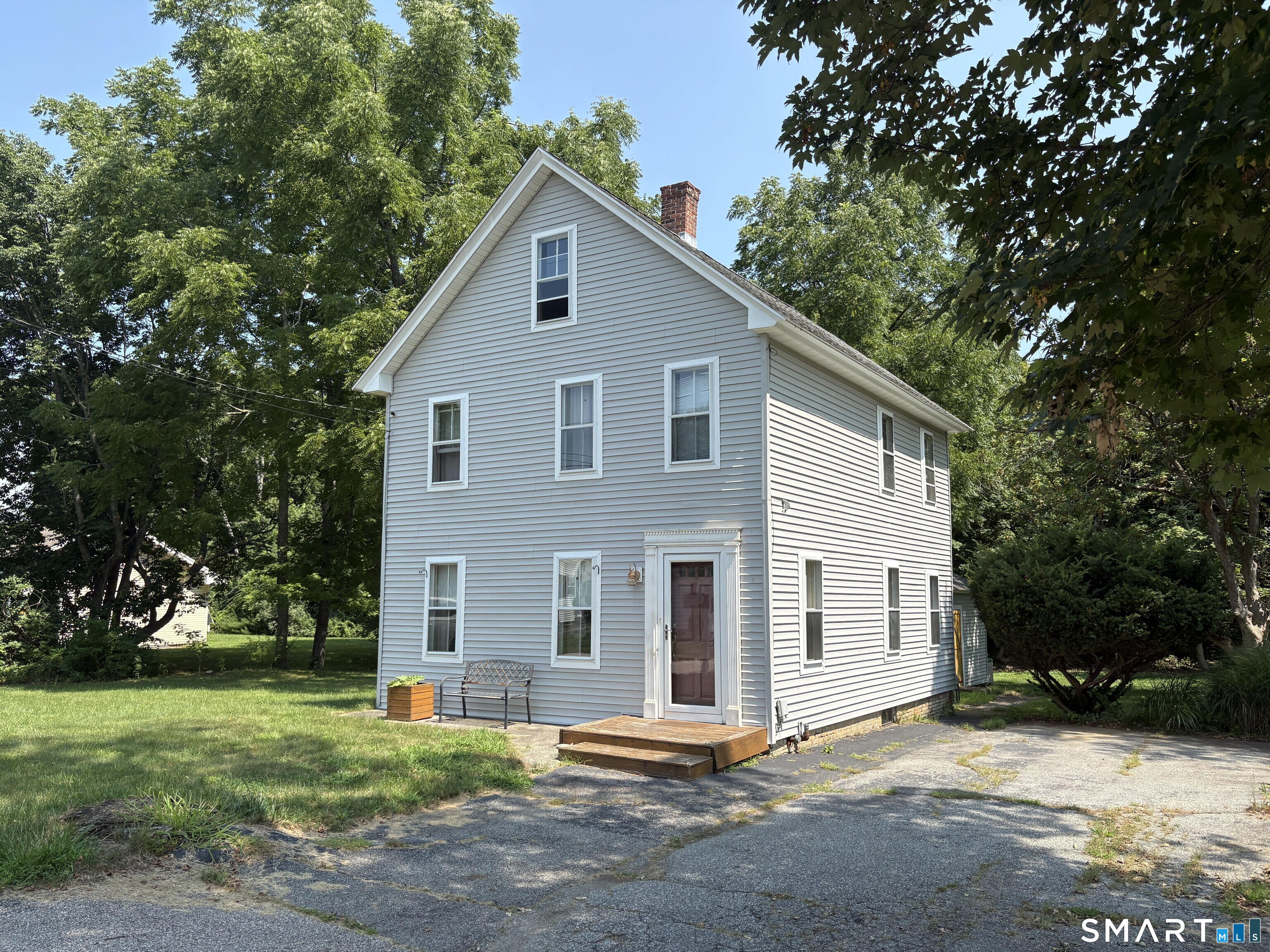 63 Elmwood Heights photo 24