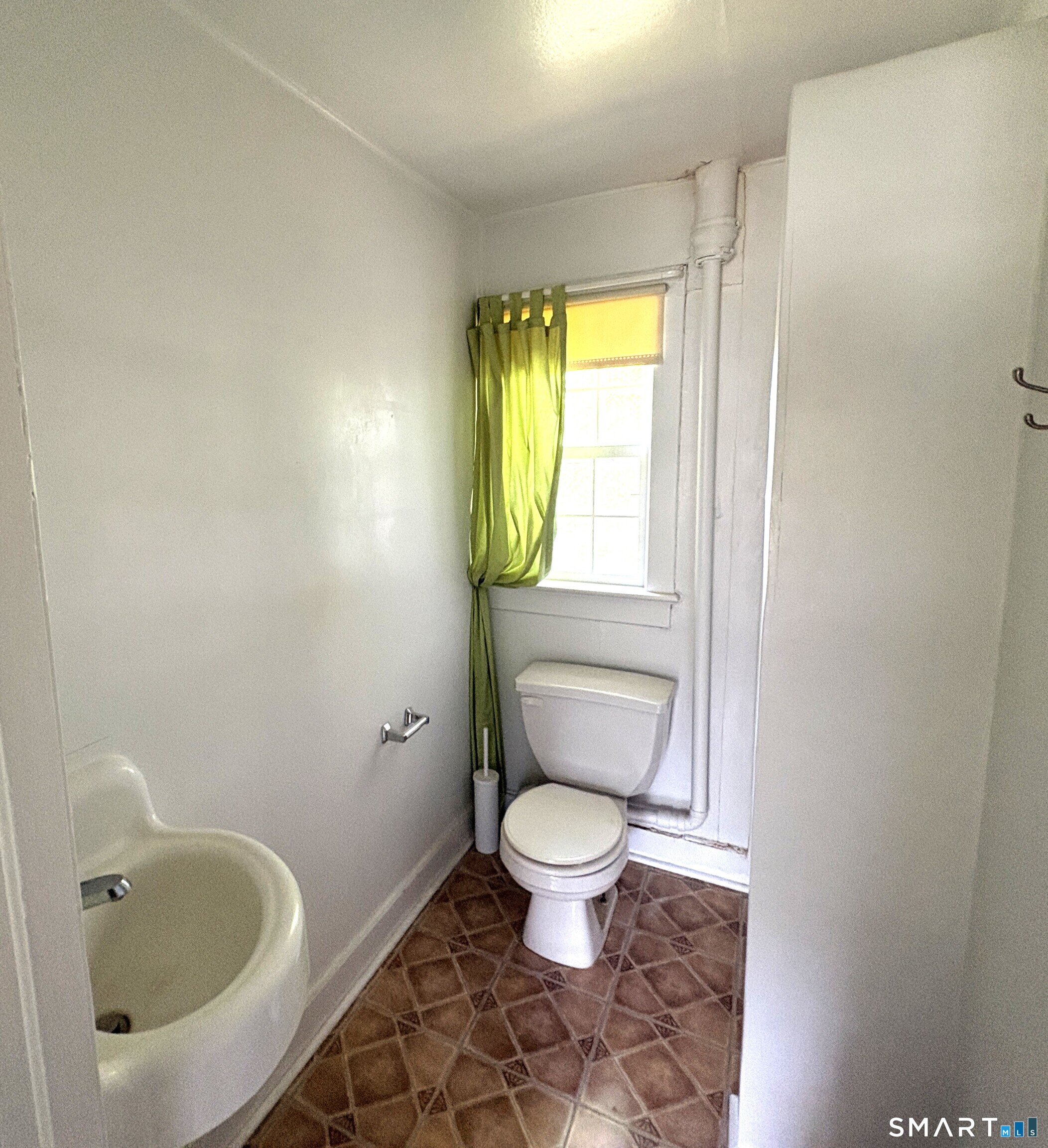 63 Elmwood Heights photo 14