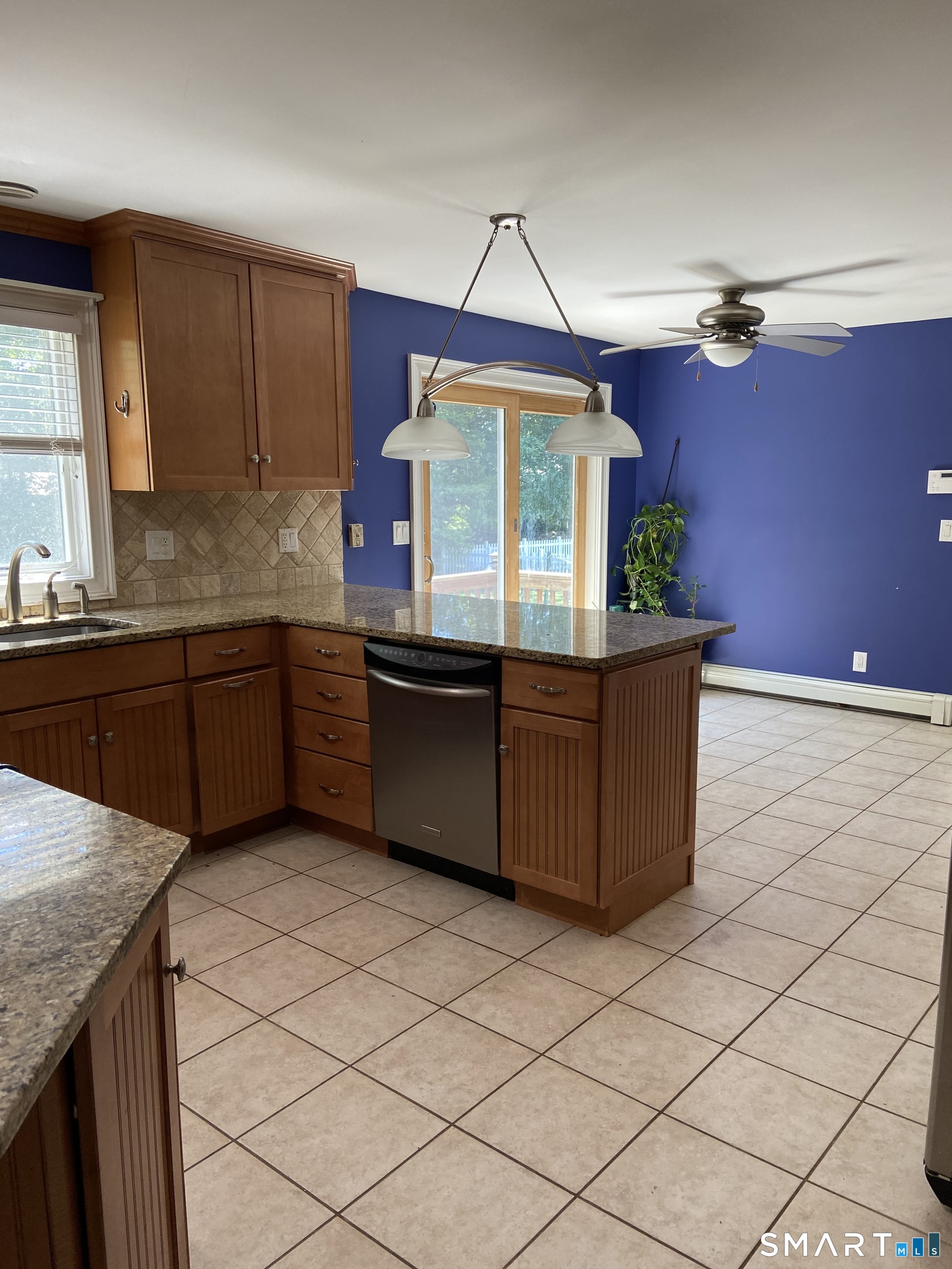 109 Cottage Street photo 6