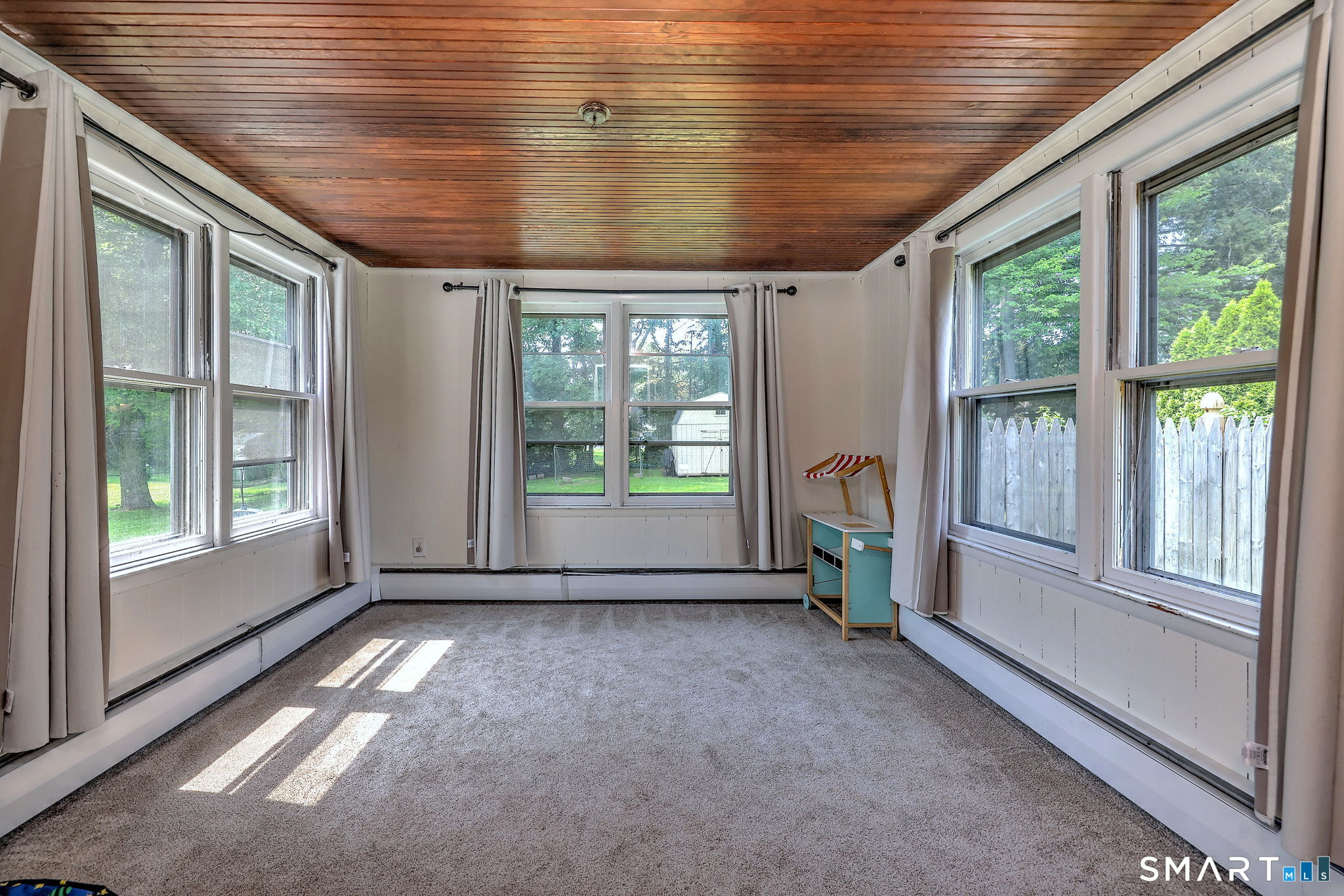 33 Elton Drive photo 12