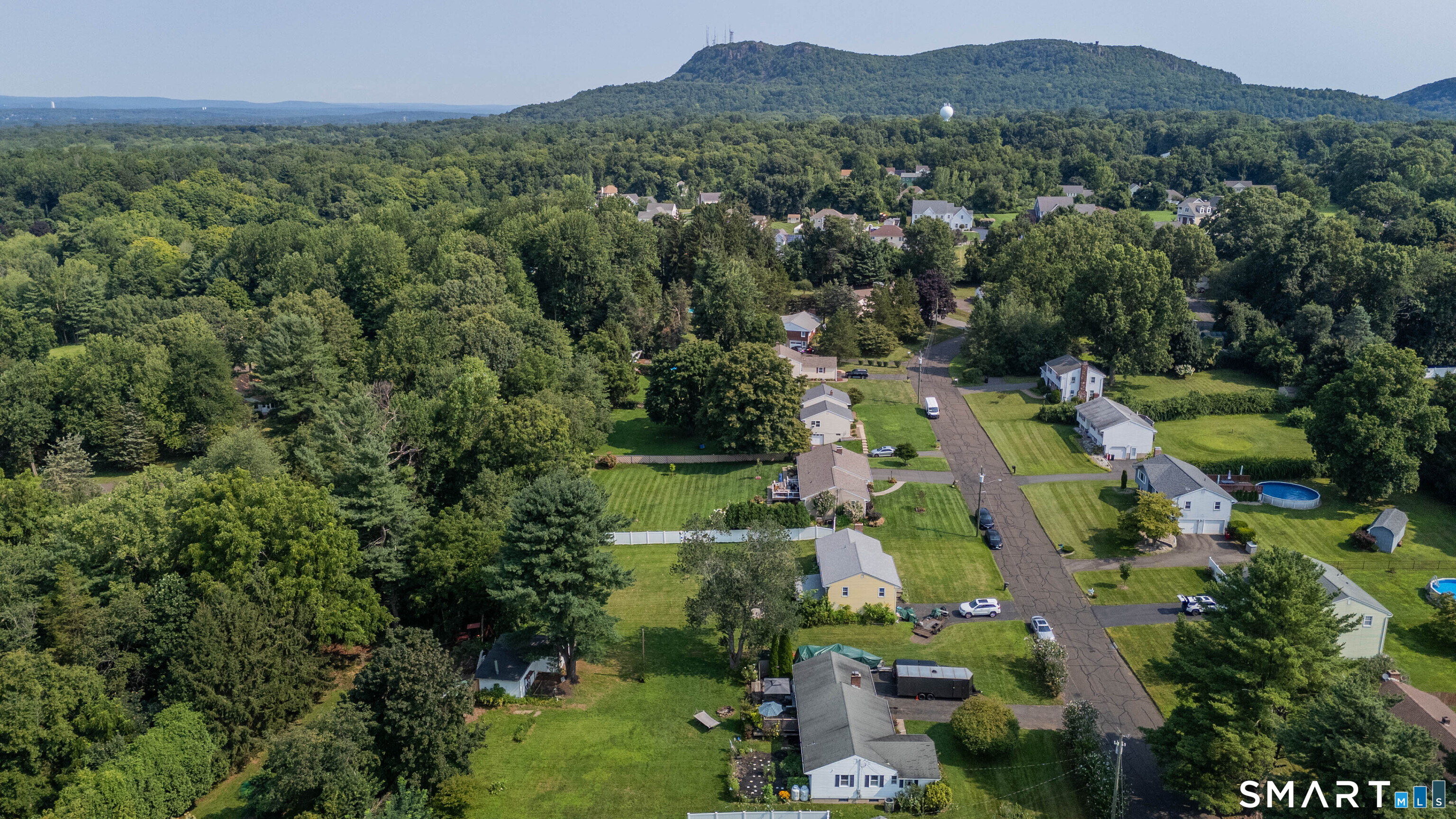 181 Hourigan Drive photo 33
