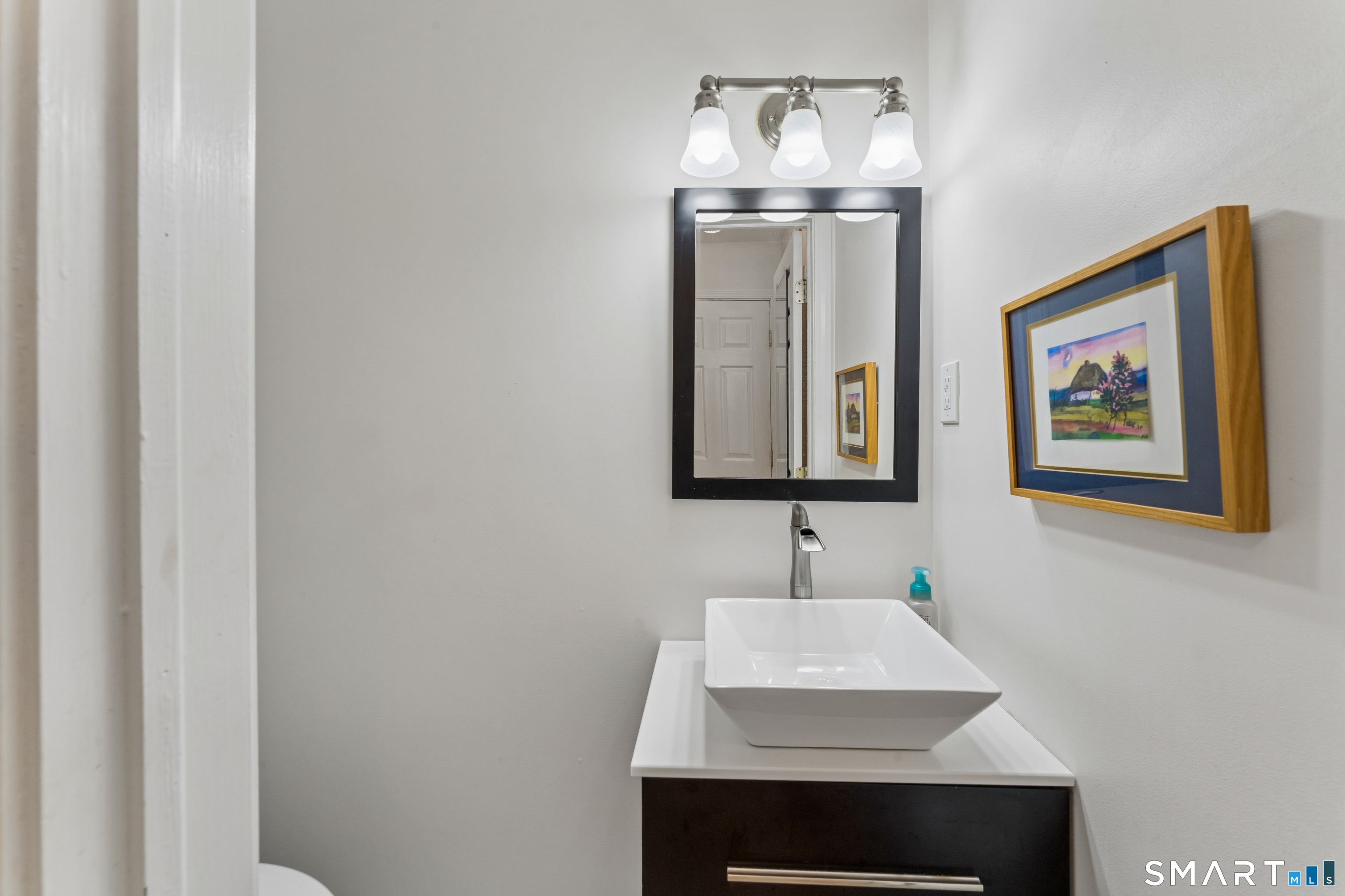 705 Churchill Drive Unit #705 photo 10