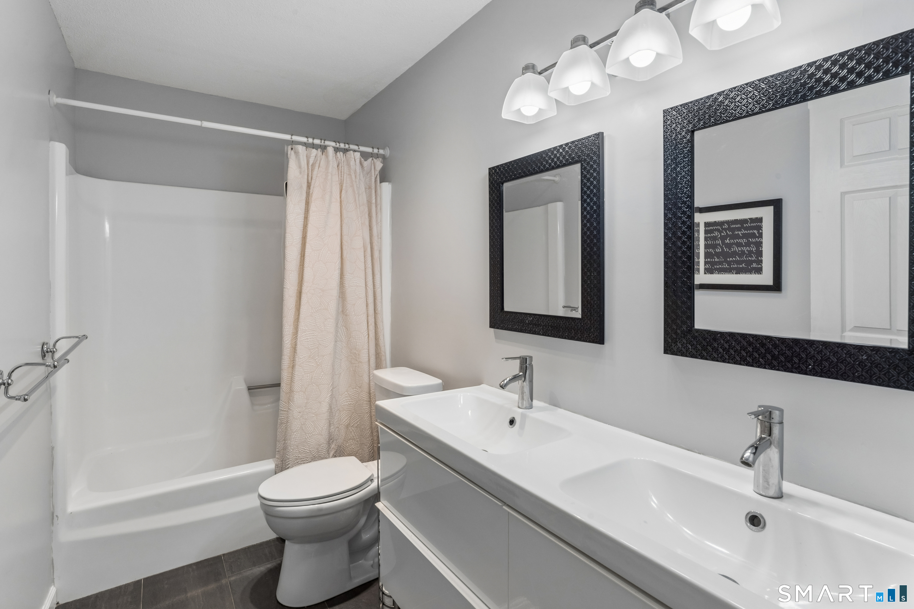 705 Churchill Drive Unit #705 photo 15