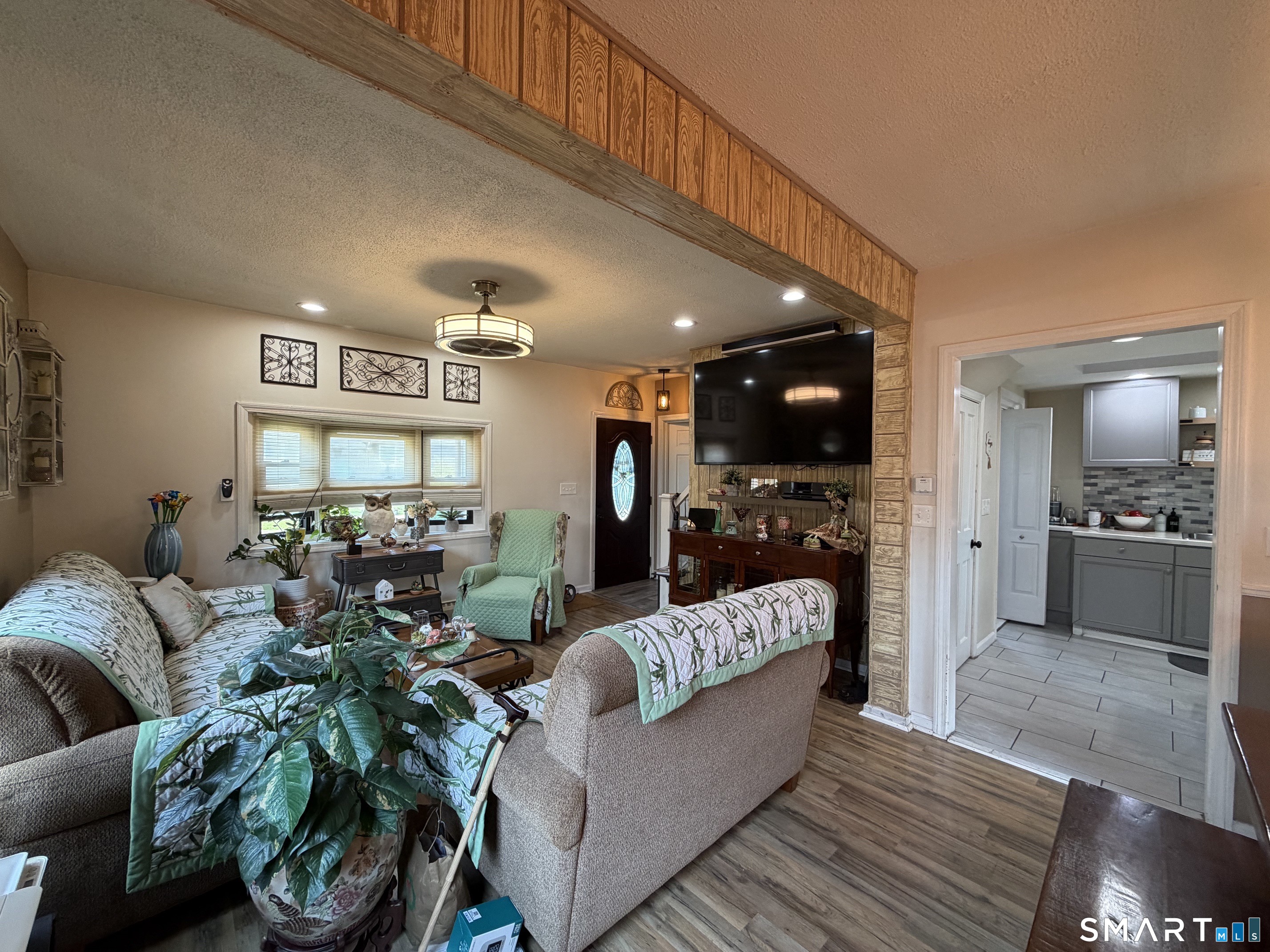 23 Girard Avenue photo 5