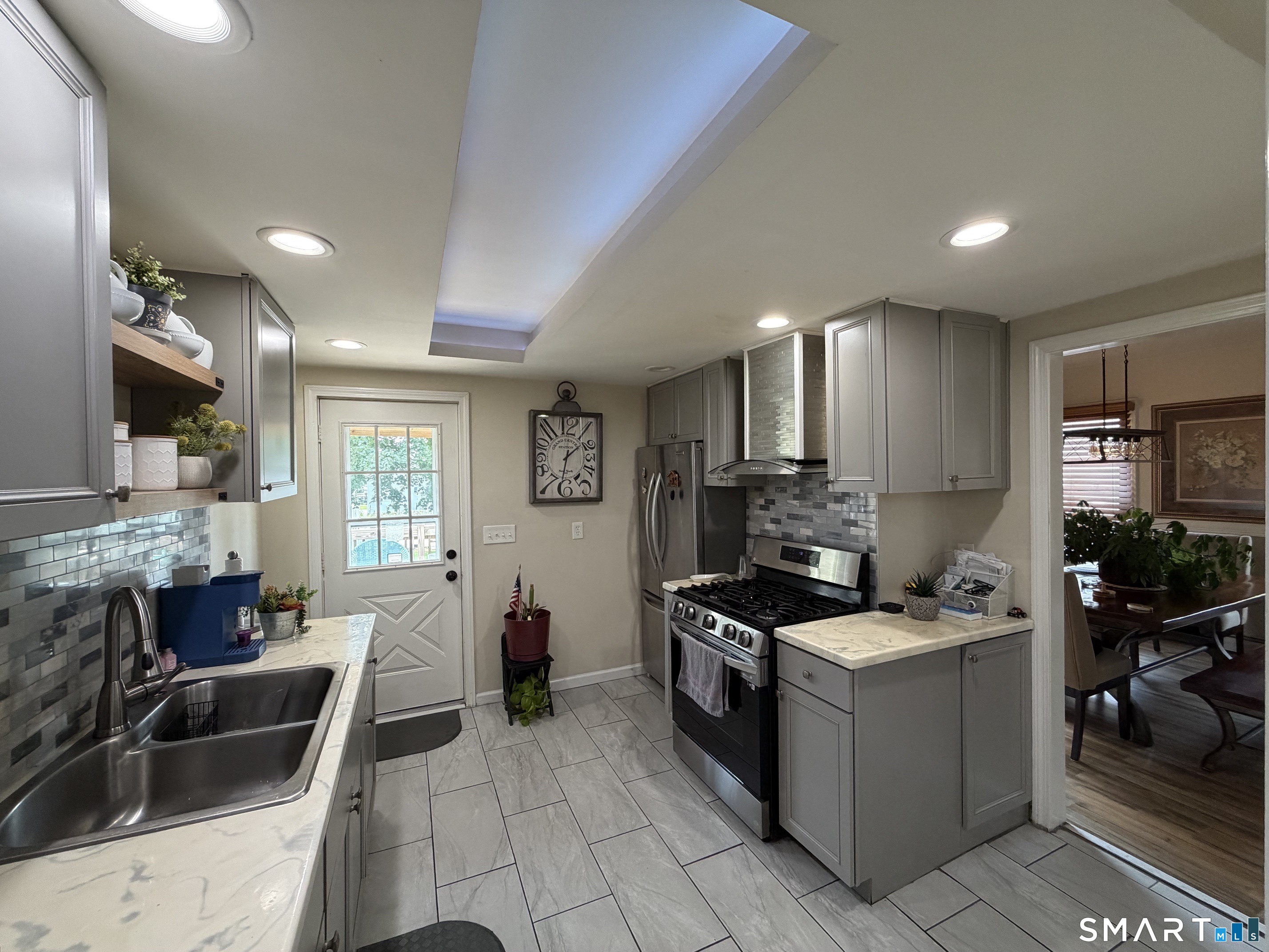 23 Girard Avenue photo 10