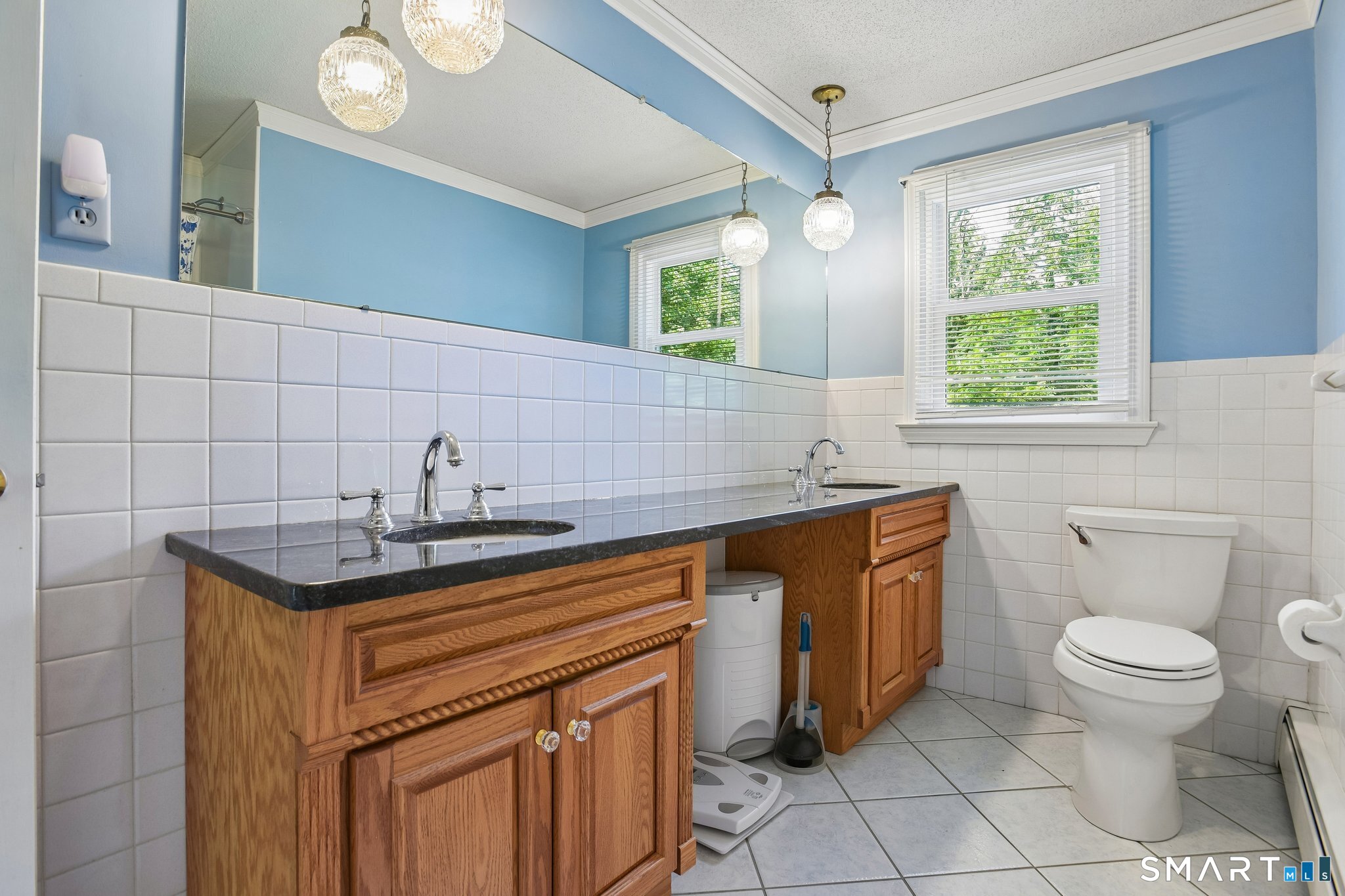 2496 Long Hill Road photo 11
