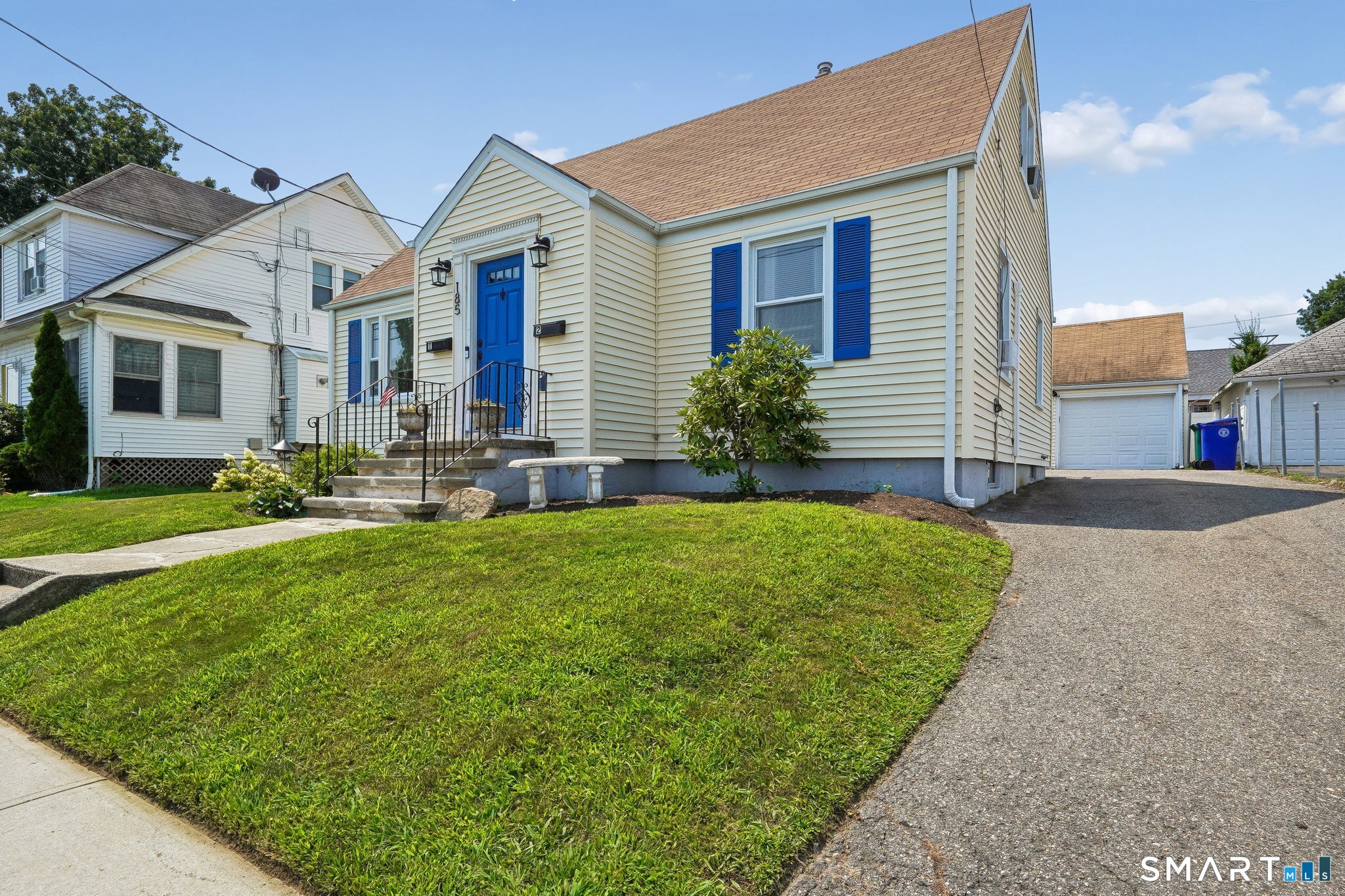 185 Oakland Street