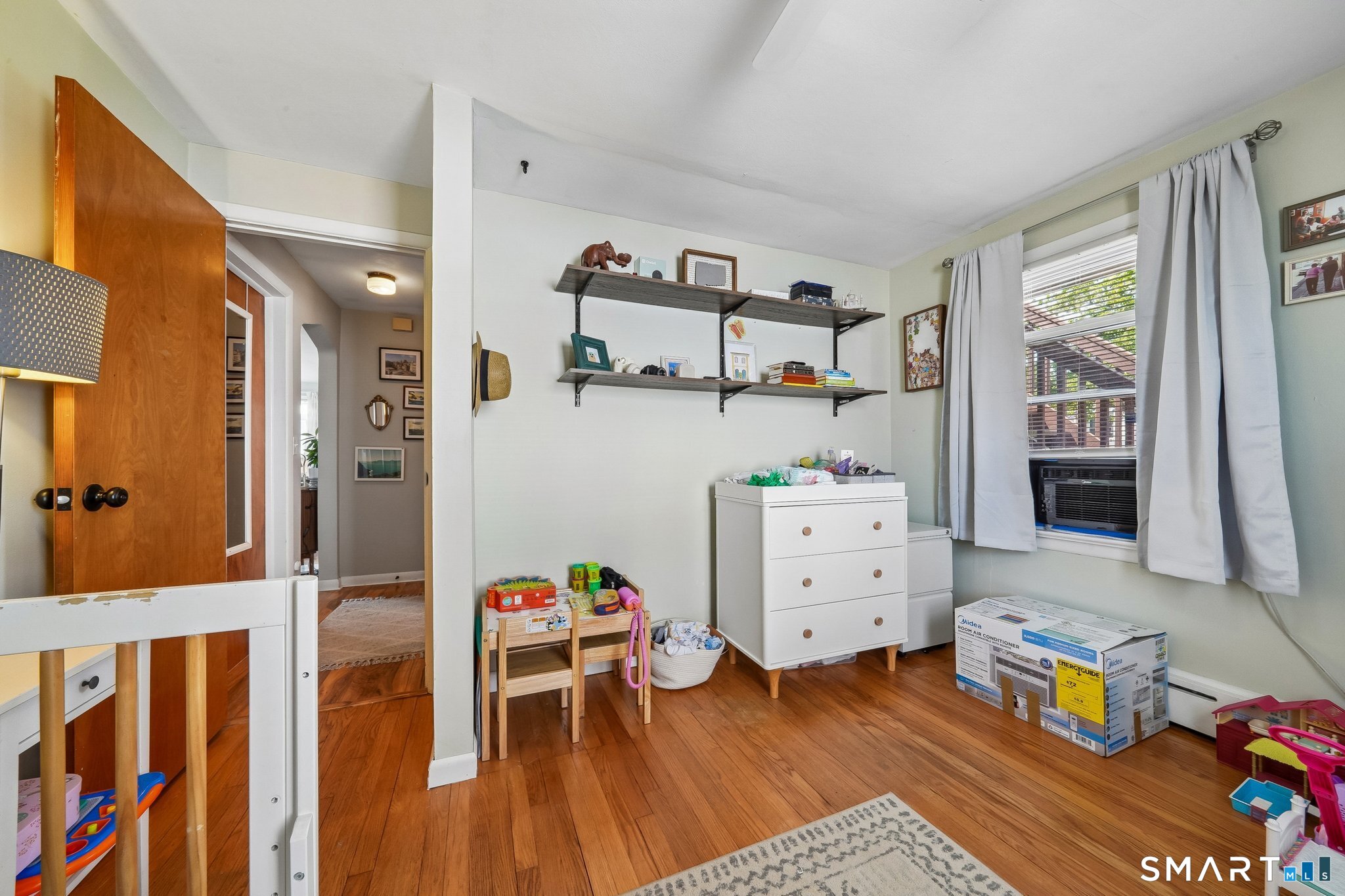 185 Oakland Street photo 10