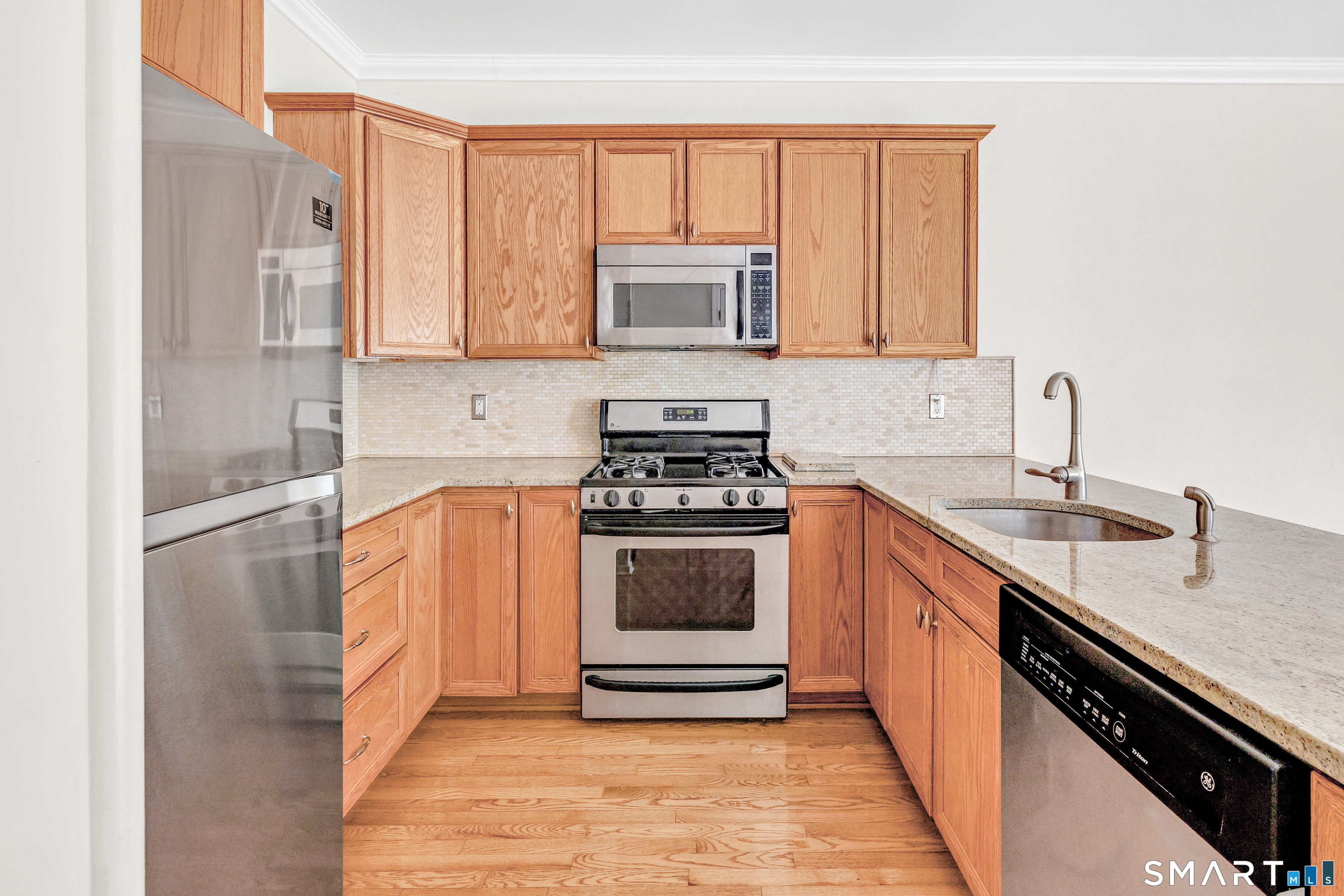 570 Danbury Road  Unit #23 photo 16