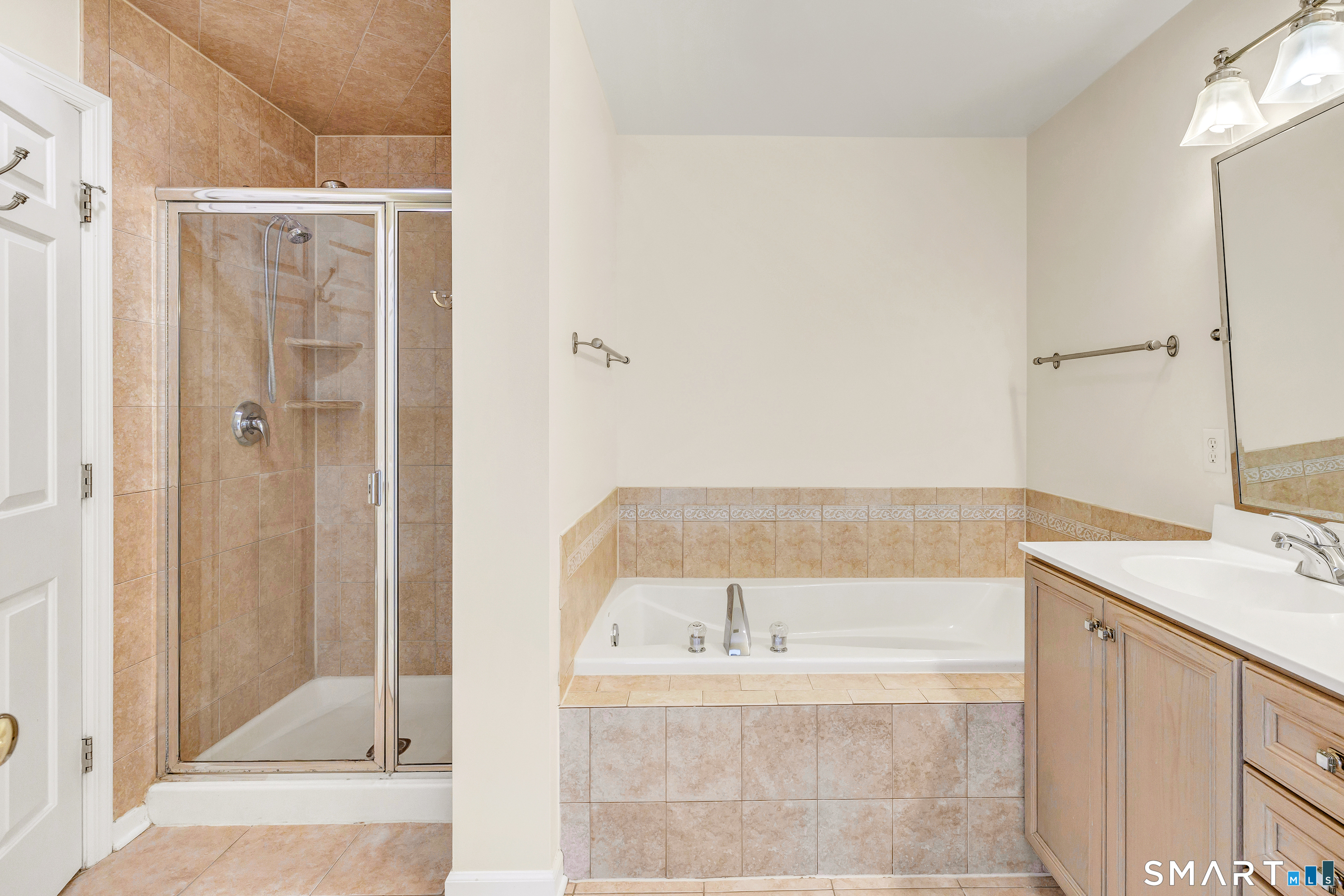 570 Danbury Road  Unit #23 photo 33
