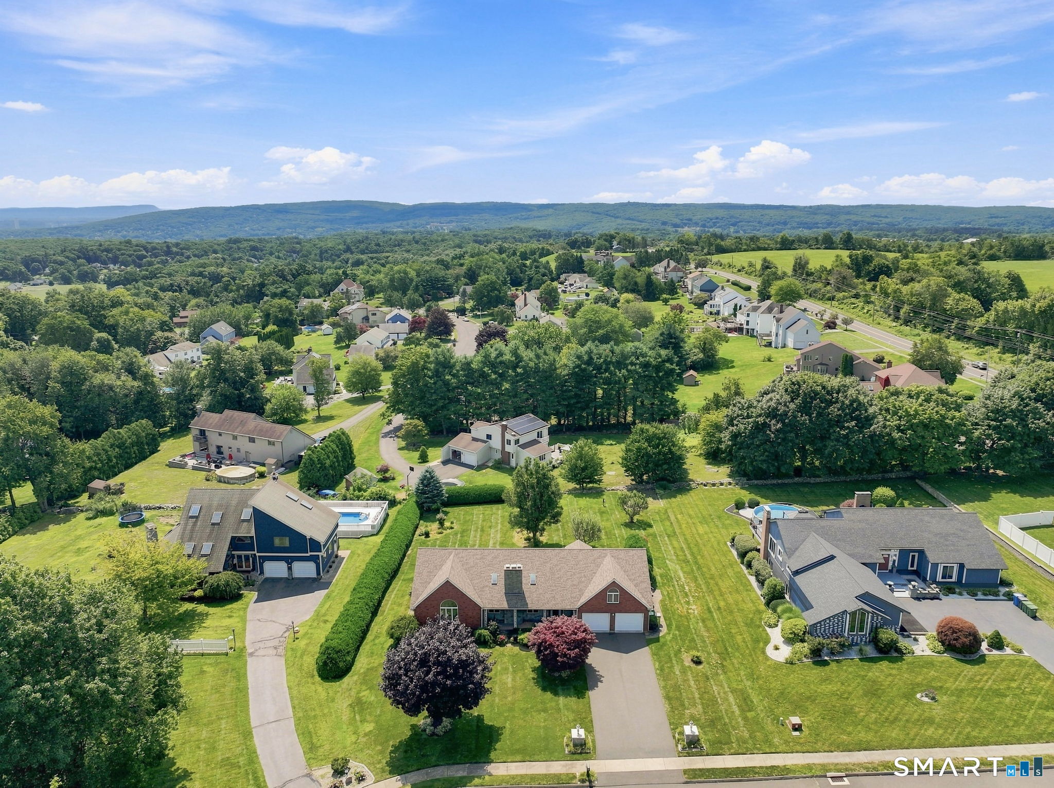 32 Knob Hill Lane photo 36