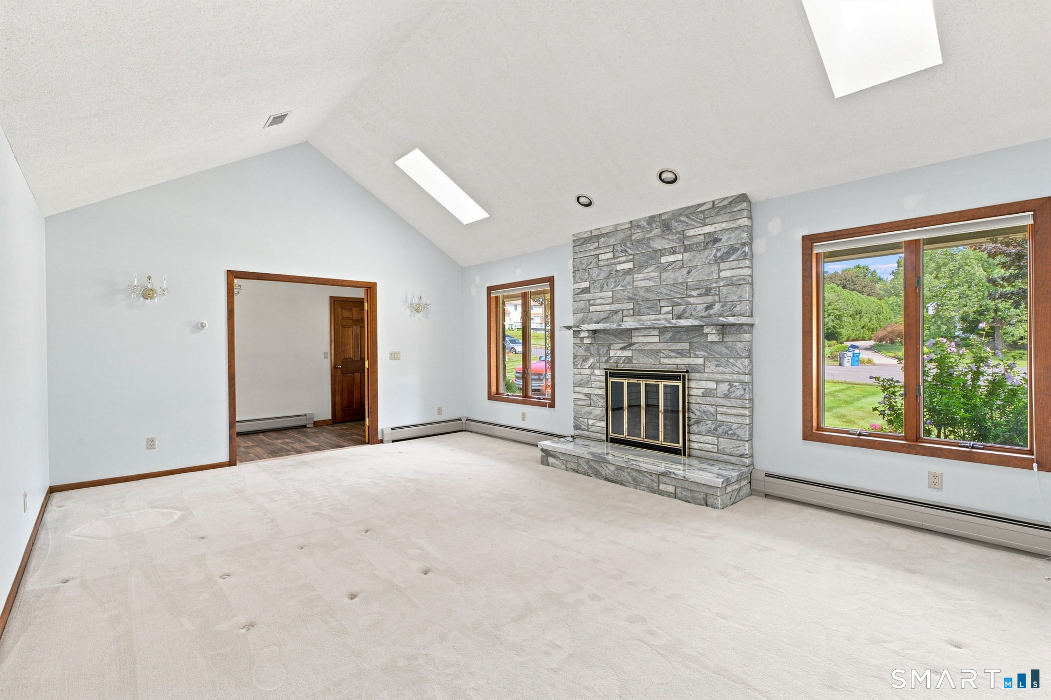 32 Knob Hill Lane photo 6