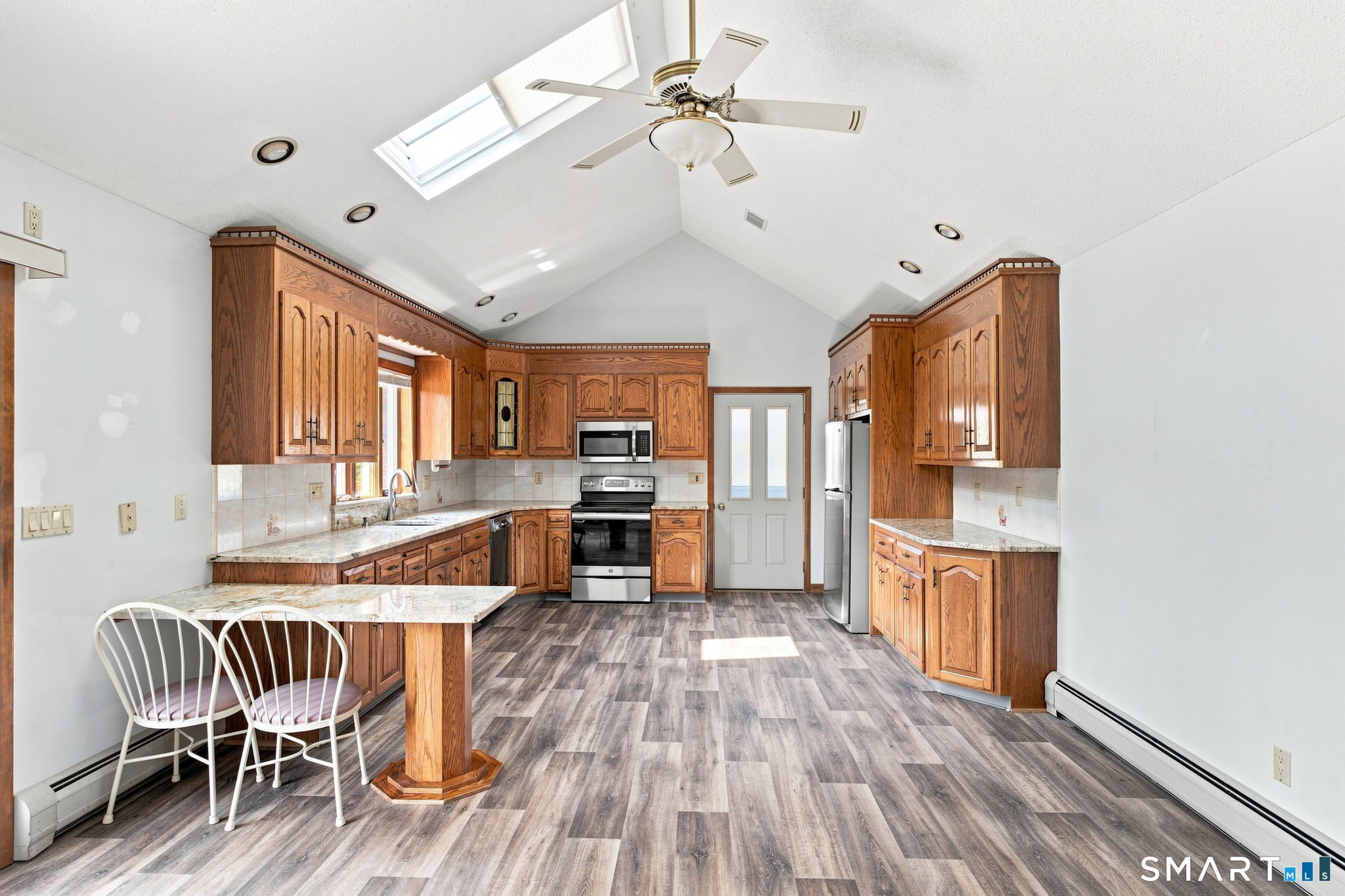 32 Knob Hill Lane photo 13