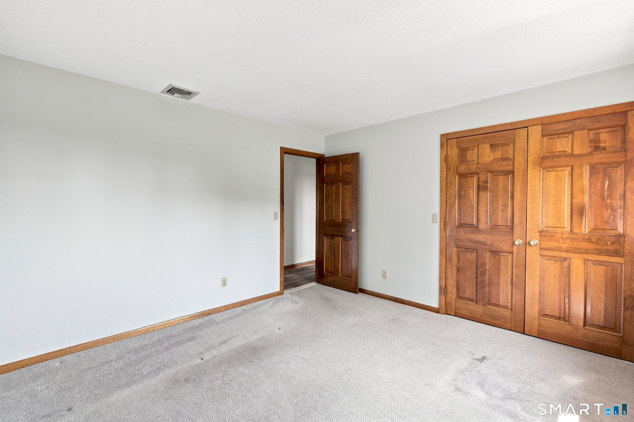 32 Knob Hill Lane photo 19