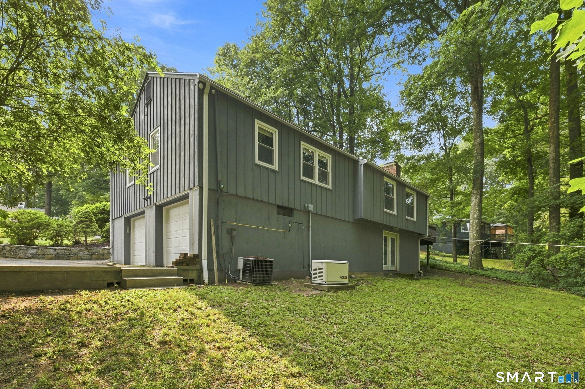 12 Indian Hill Lane photo 4