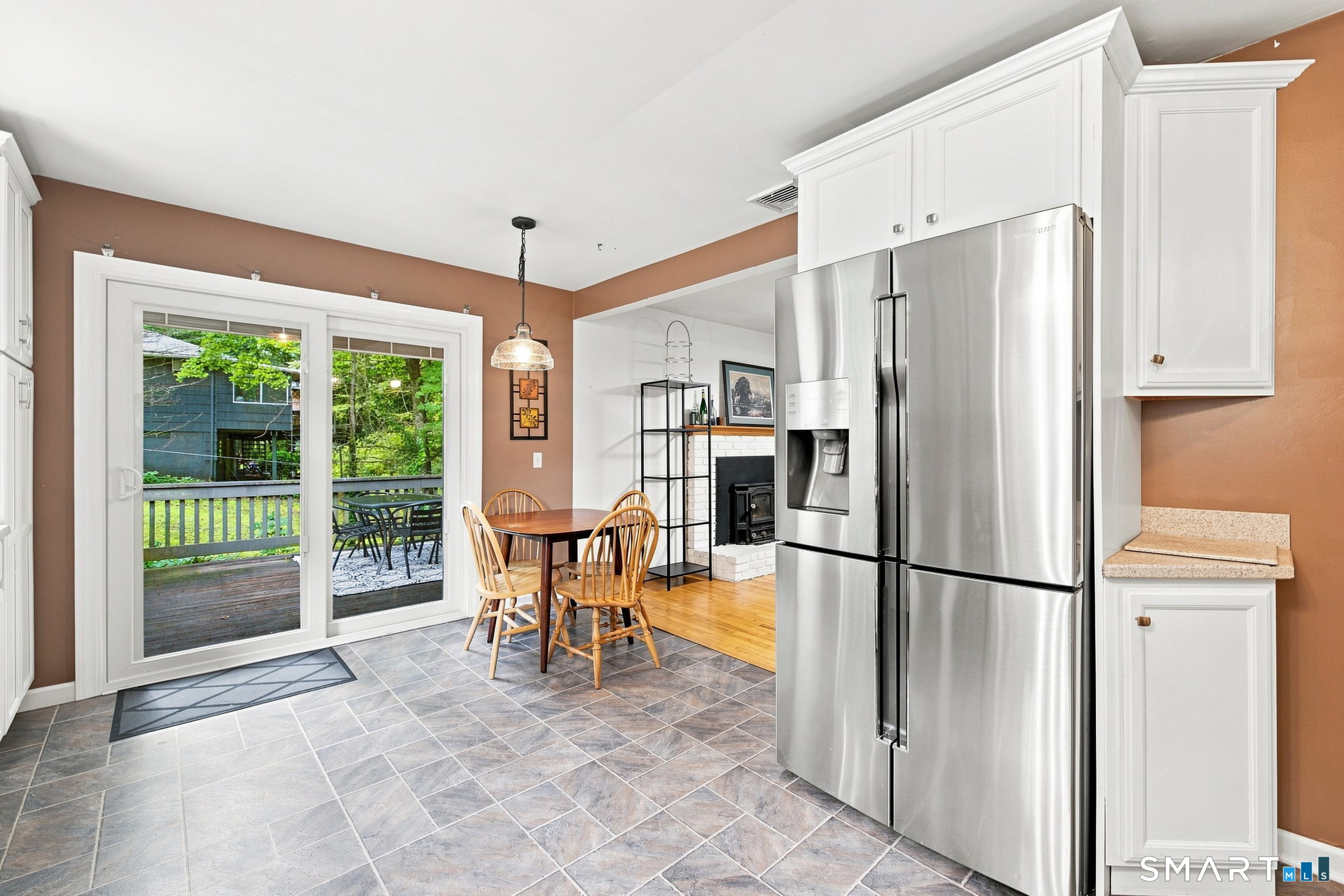 12 Indian Hill Lane photo 6