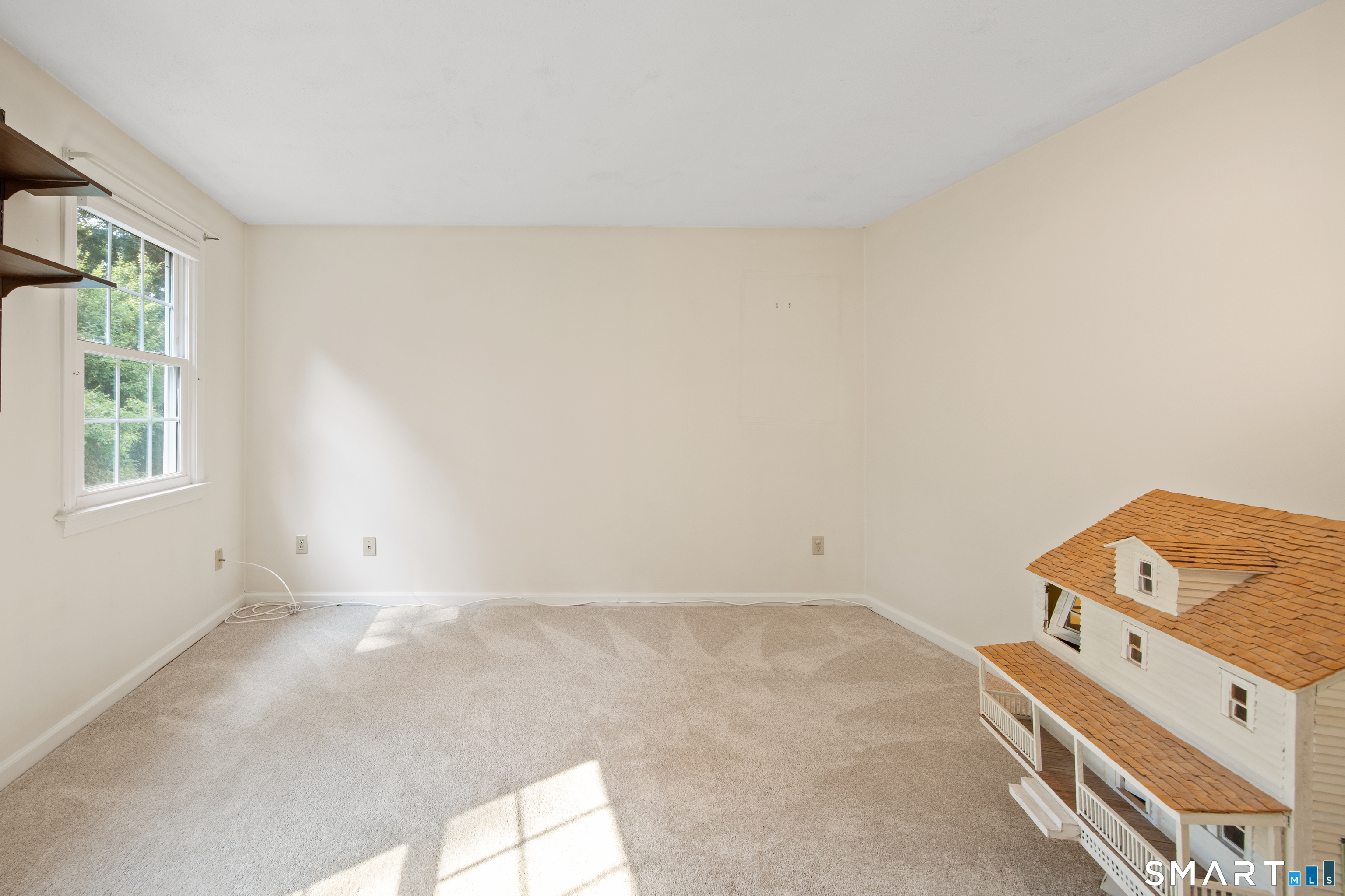 75 Meadow Brook Place photo 22