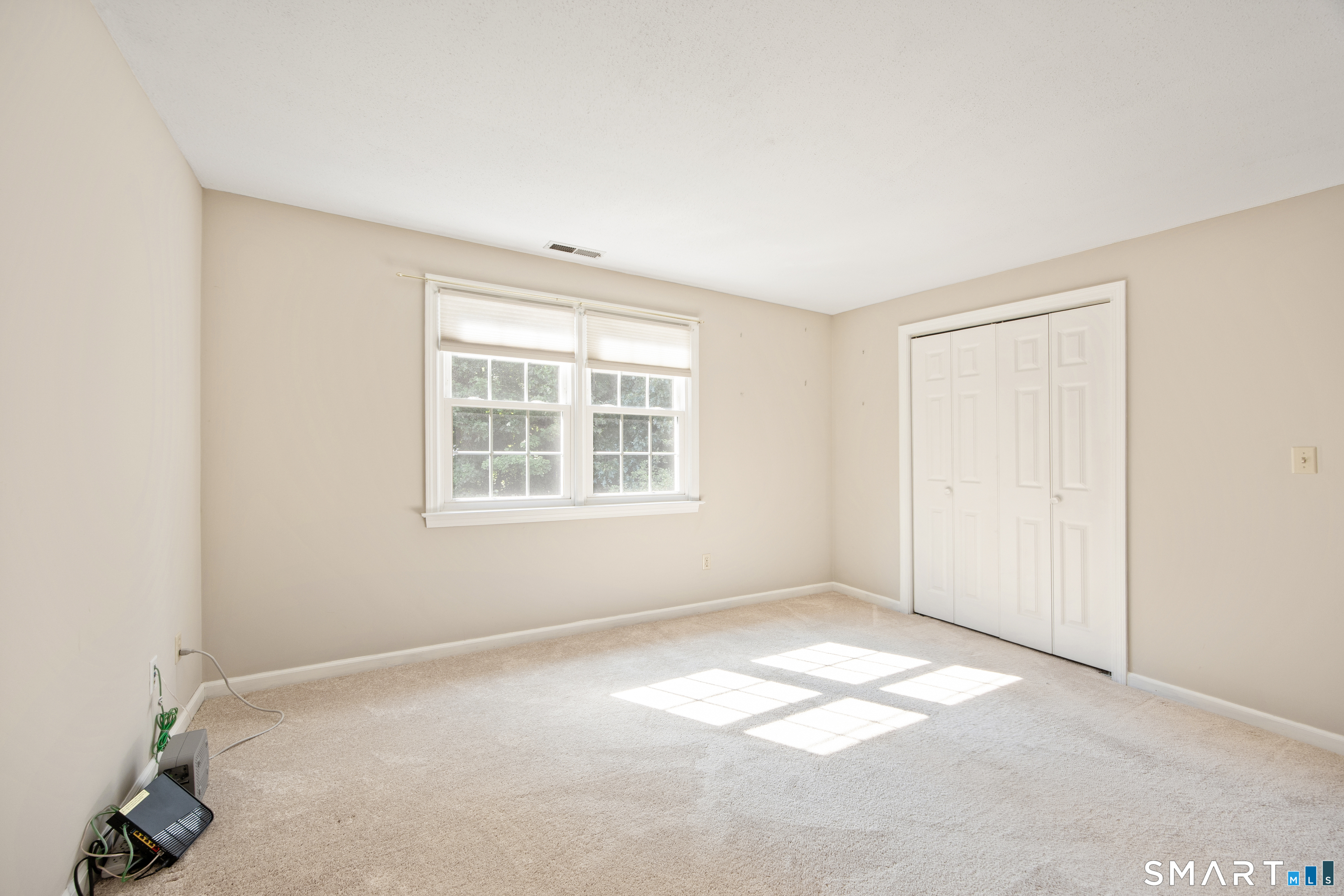 75 Meadow Brook Place photo 26