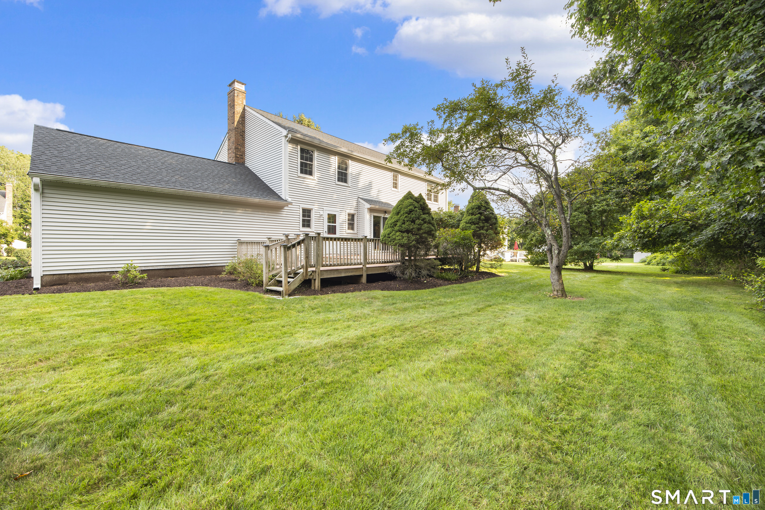 75 Meadow Brook Place photo 36