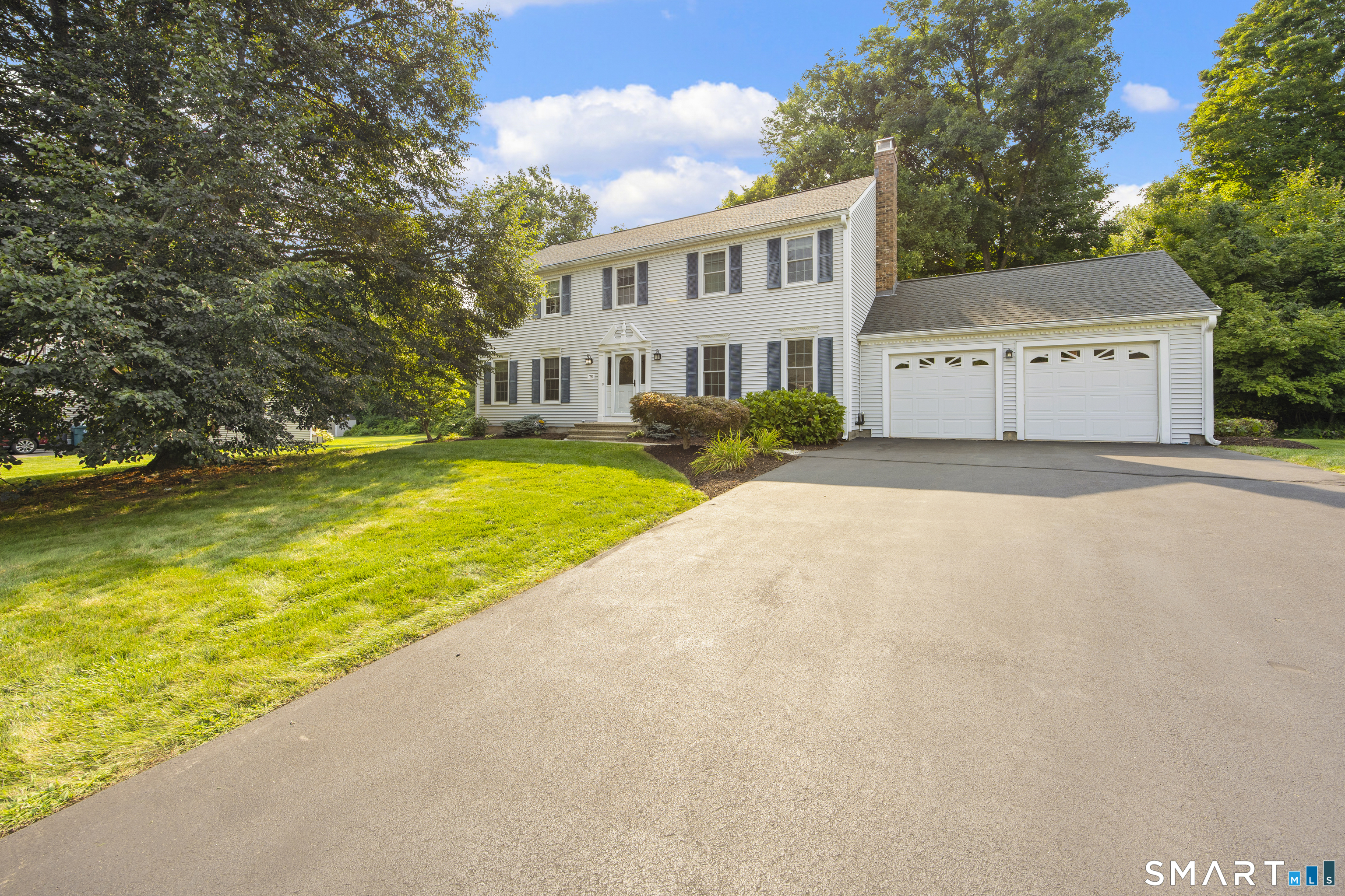 75 Meadow Brook Place photo 37