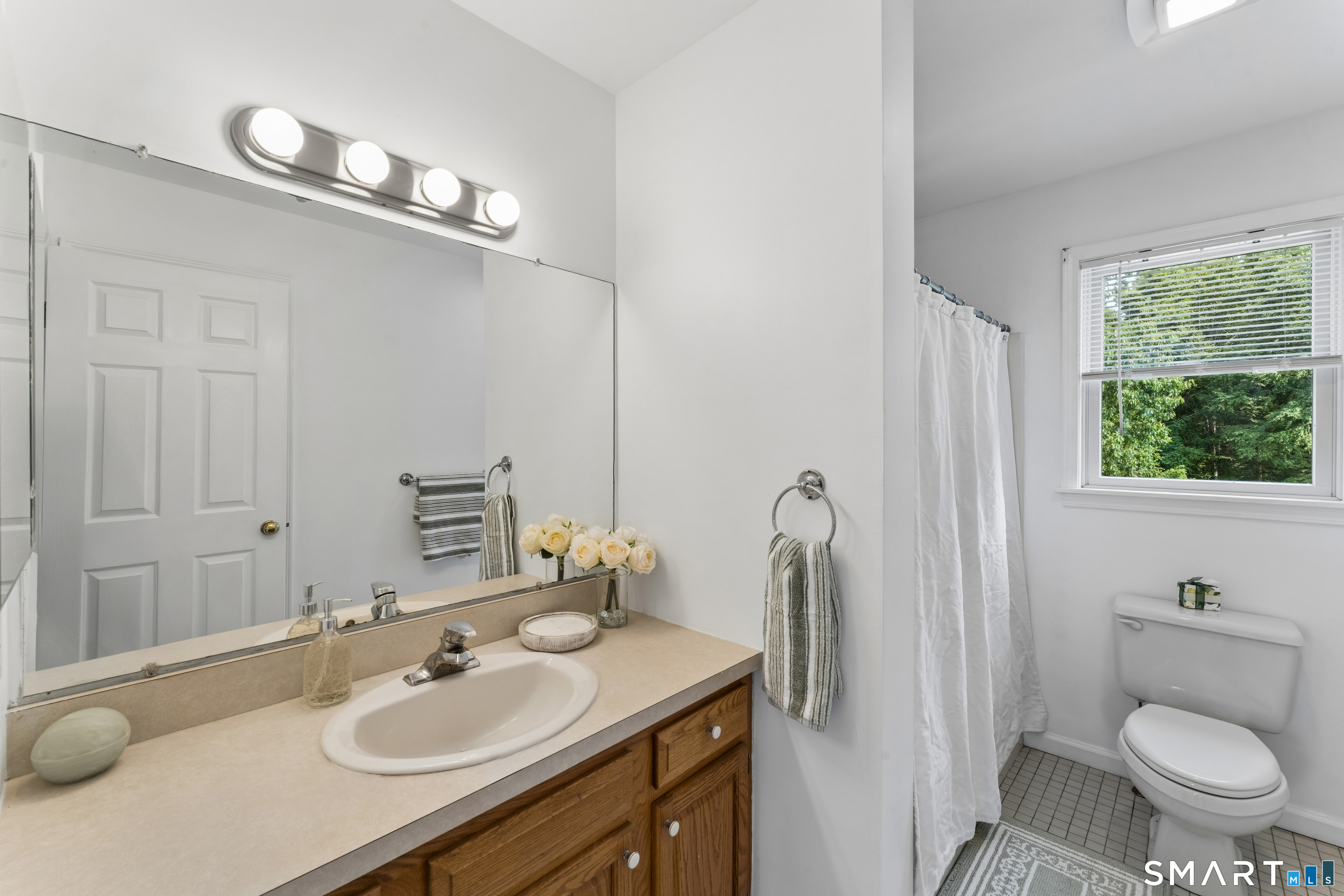 64 Georges Lane photo 31
