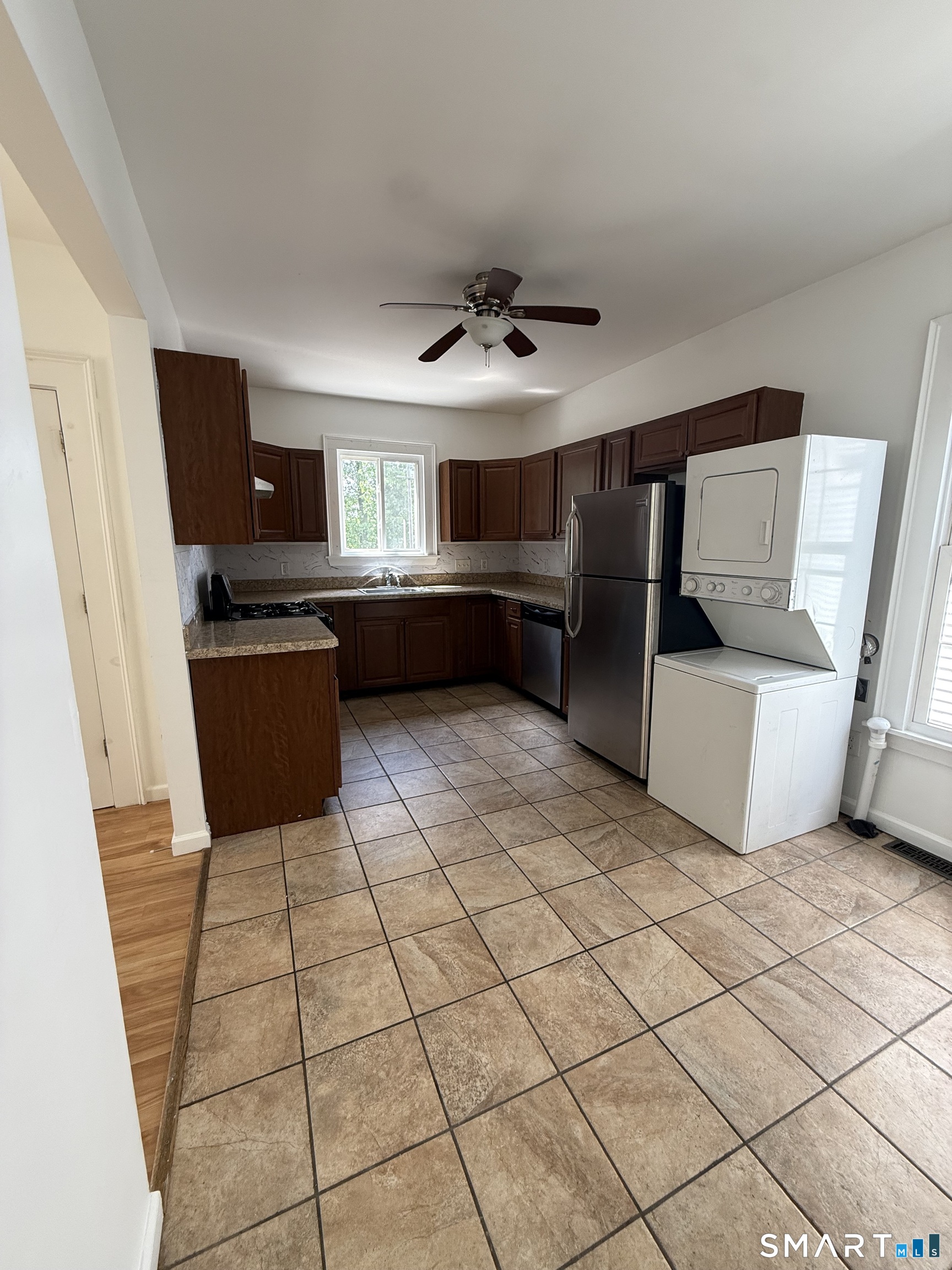 138 Greenwich Avenue photo 18