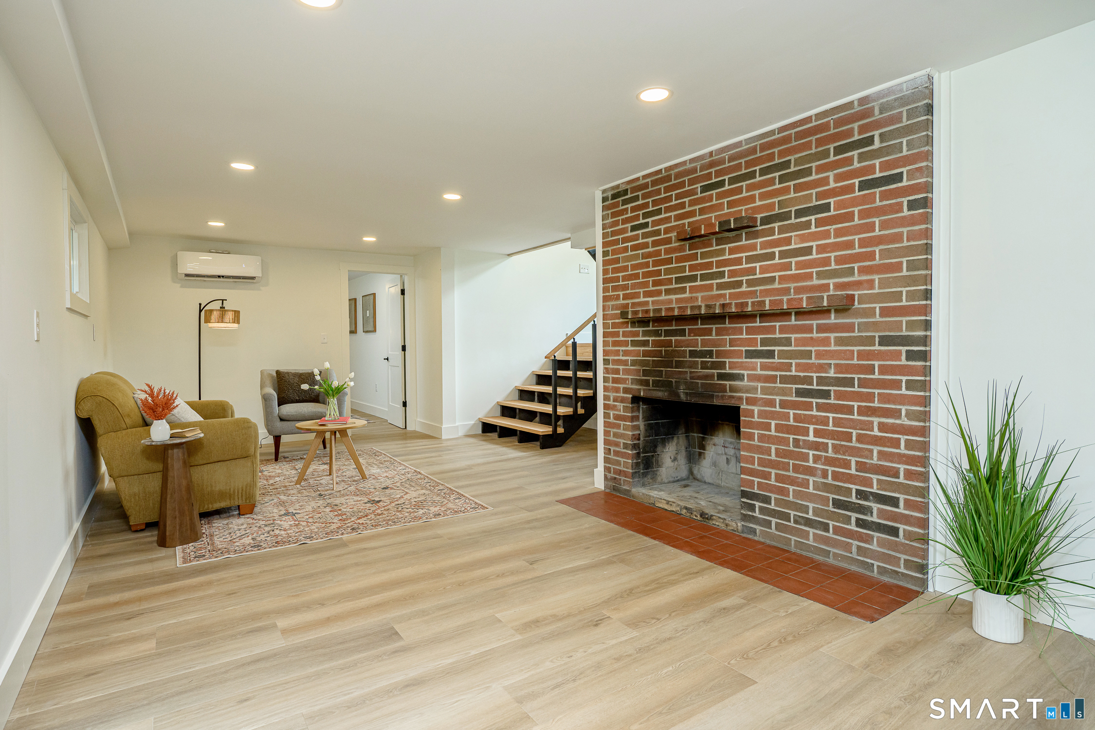 88 Grand View Terrace photo 15