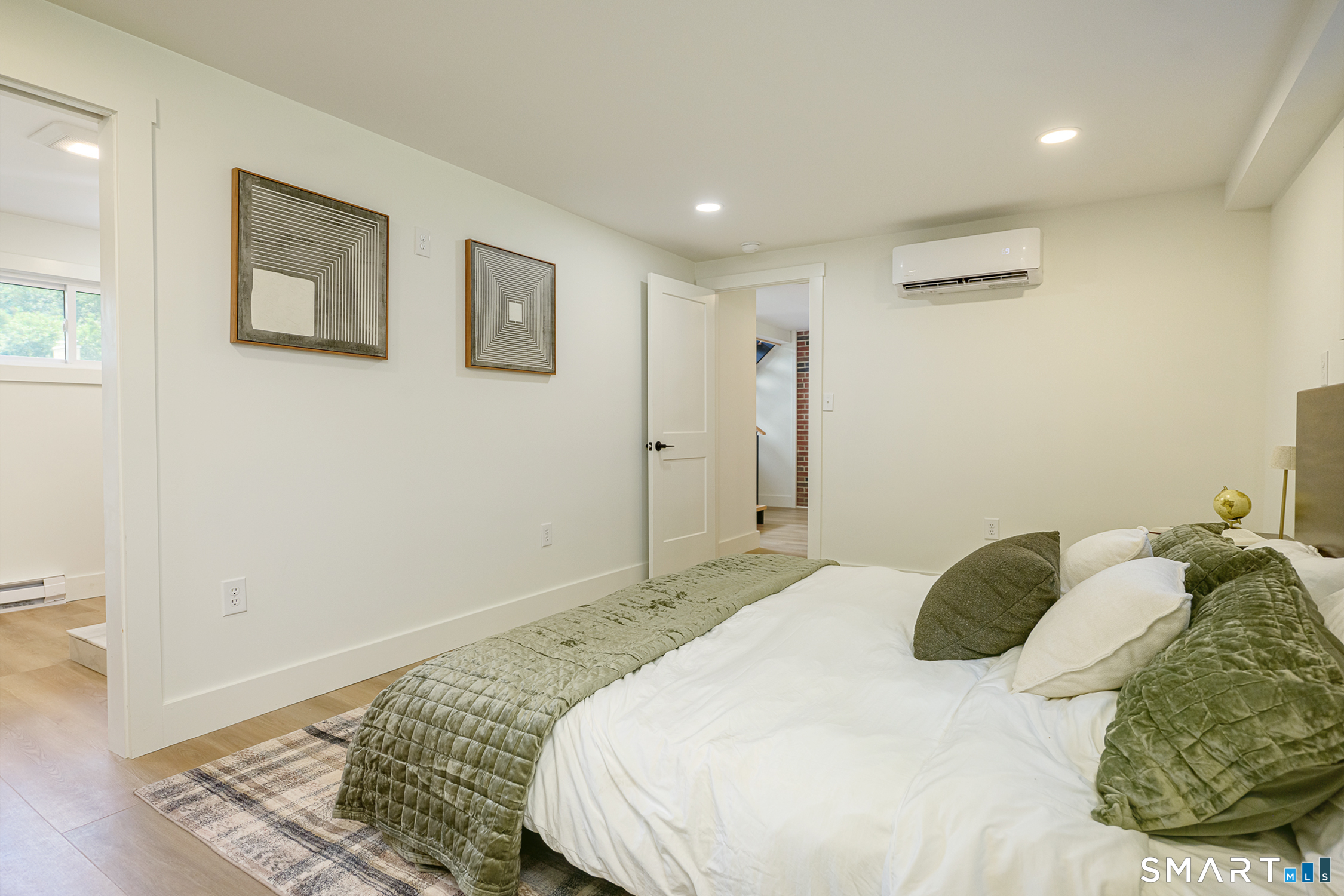 88 Grand View Terrace photo 23