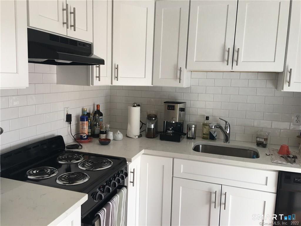 75 Roton Avenue photo 3