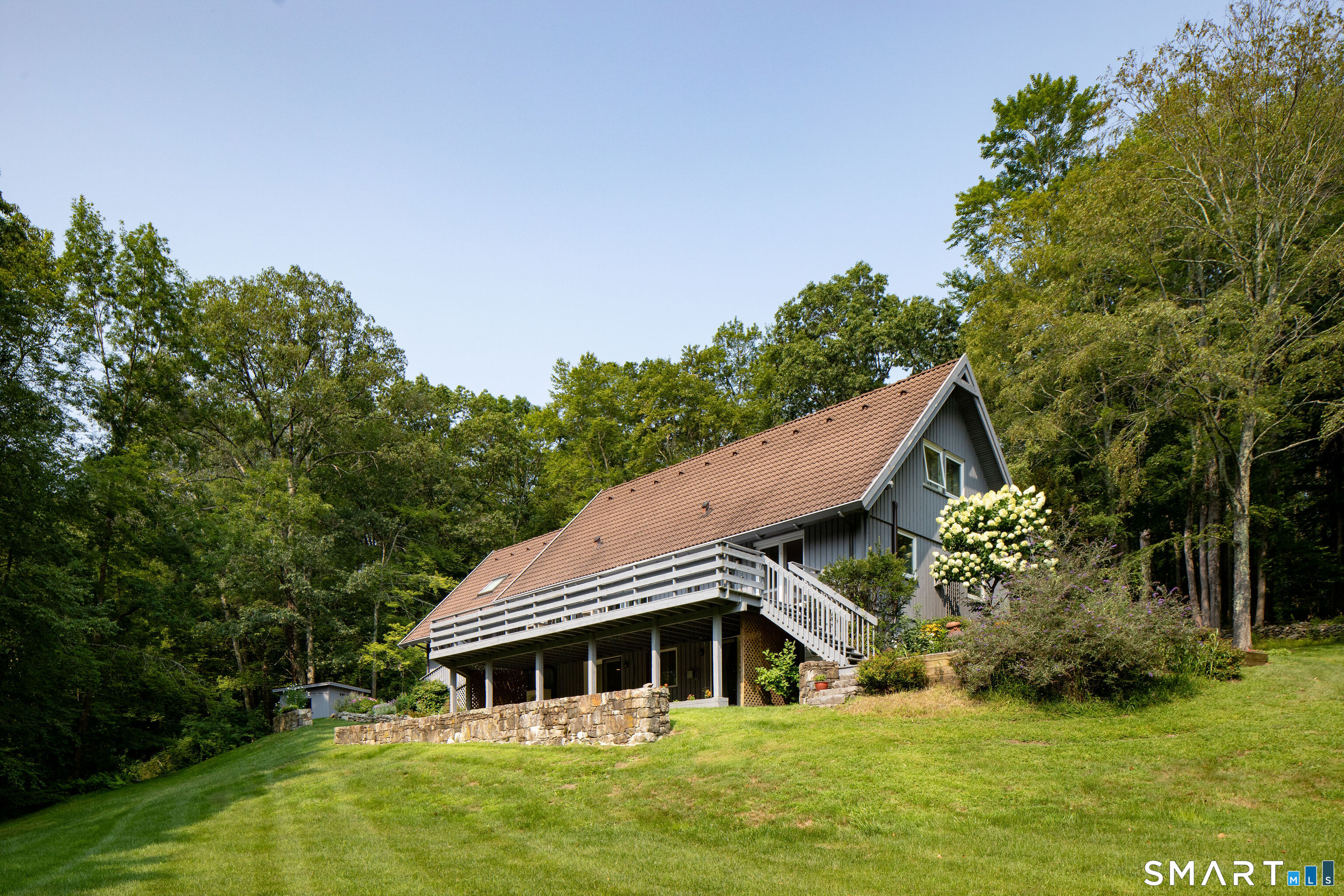 24 Burton Road photo 21