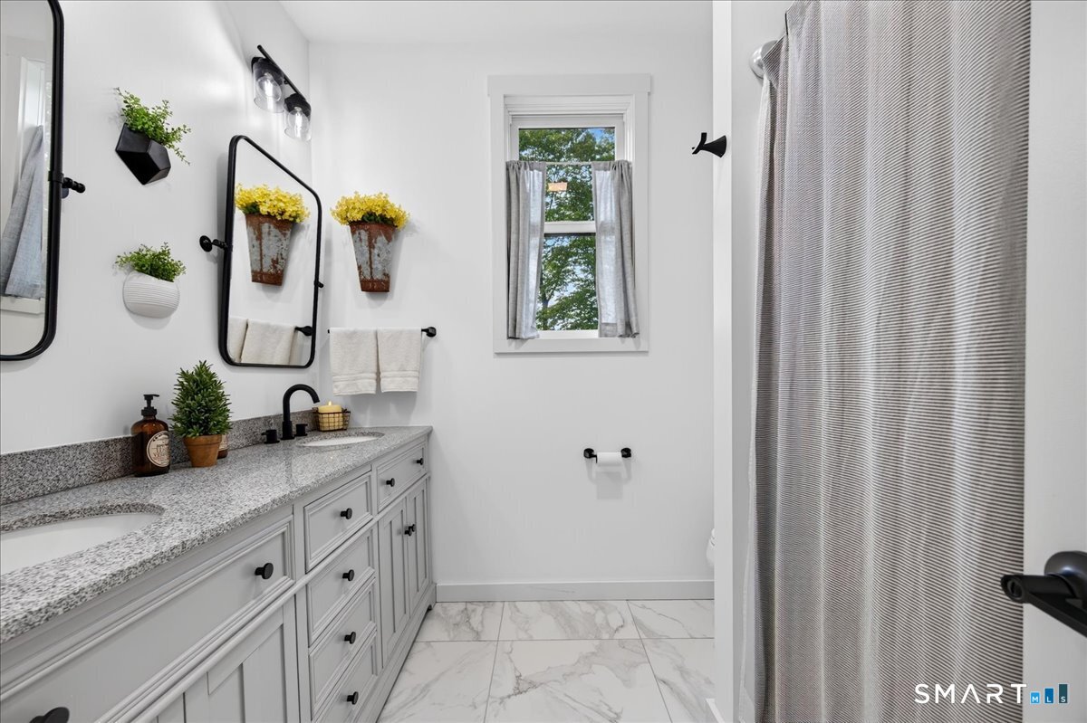4 Newberry Street photo 25