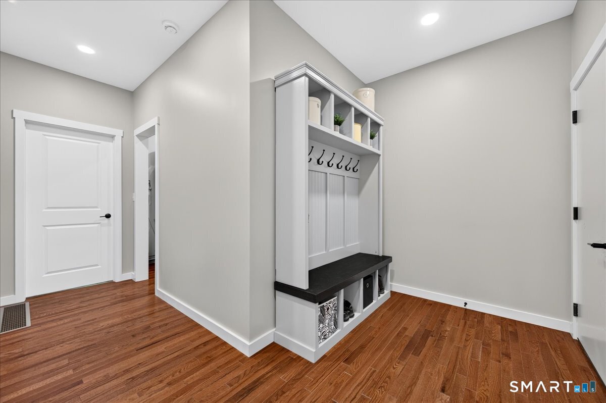 4 Newberry Street photo 31