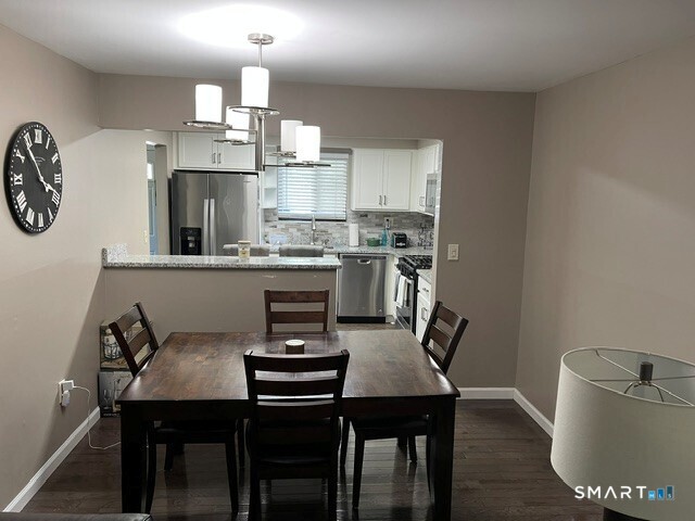 60 Sutton Place photo 2