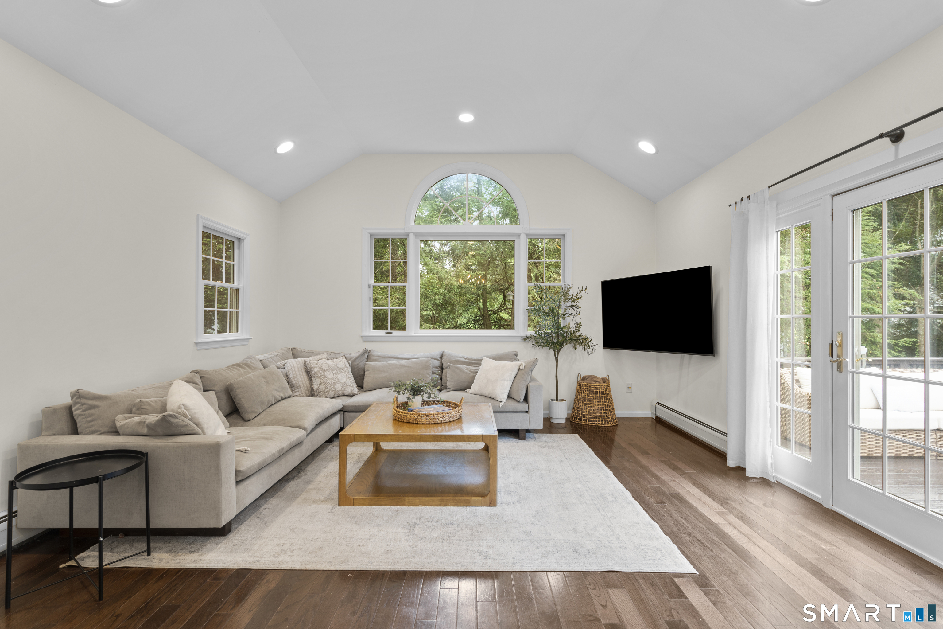 19 Alvin Drive photo 18