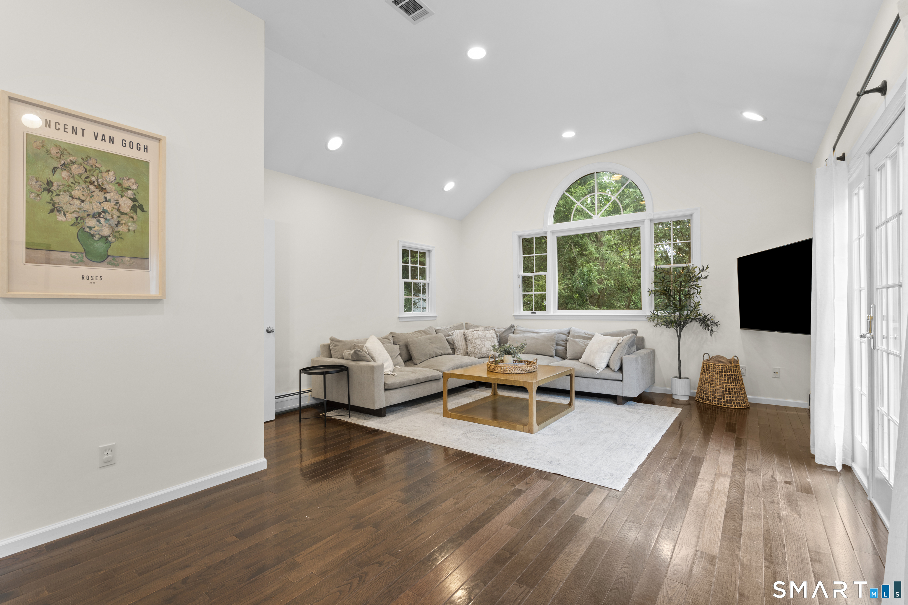 19 Alvin Drive photo 17