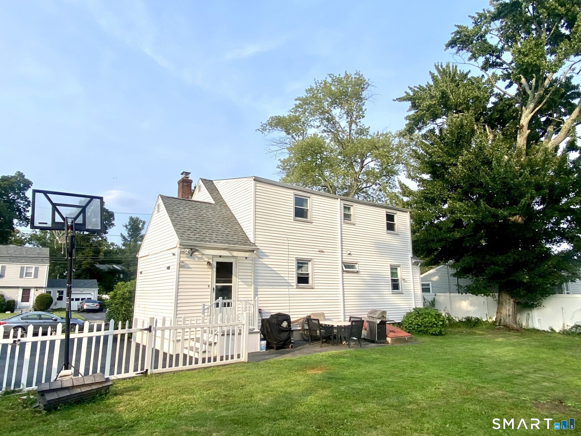 172 Governor Street photo 2