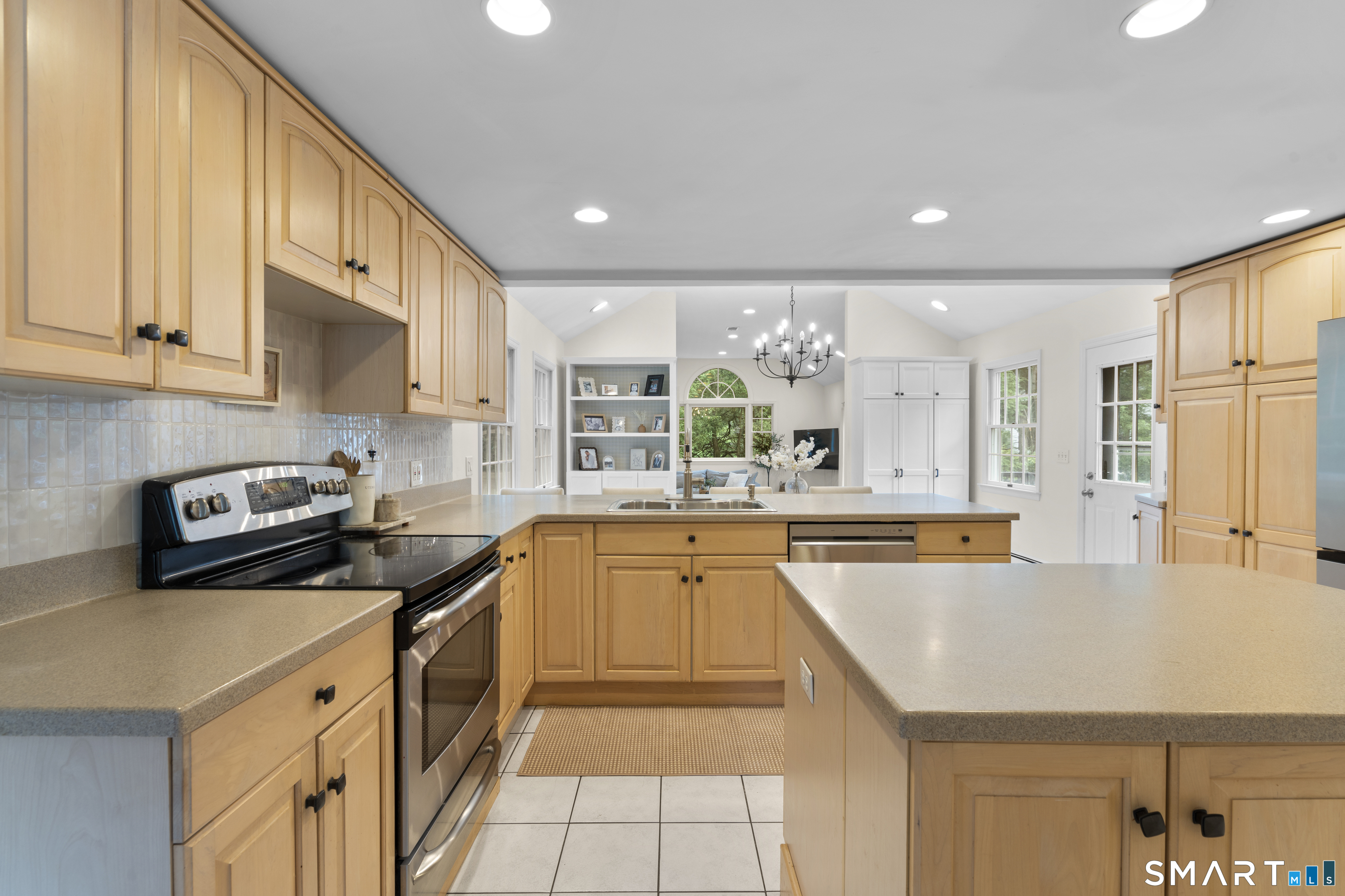 19 Alvin Drive photo 11